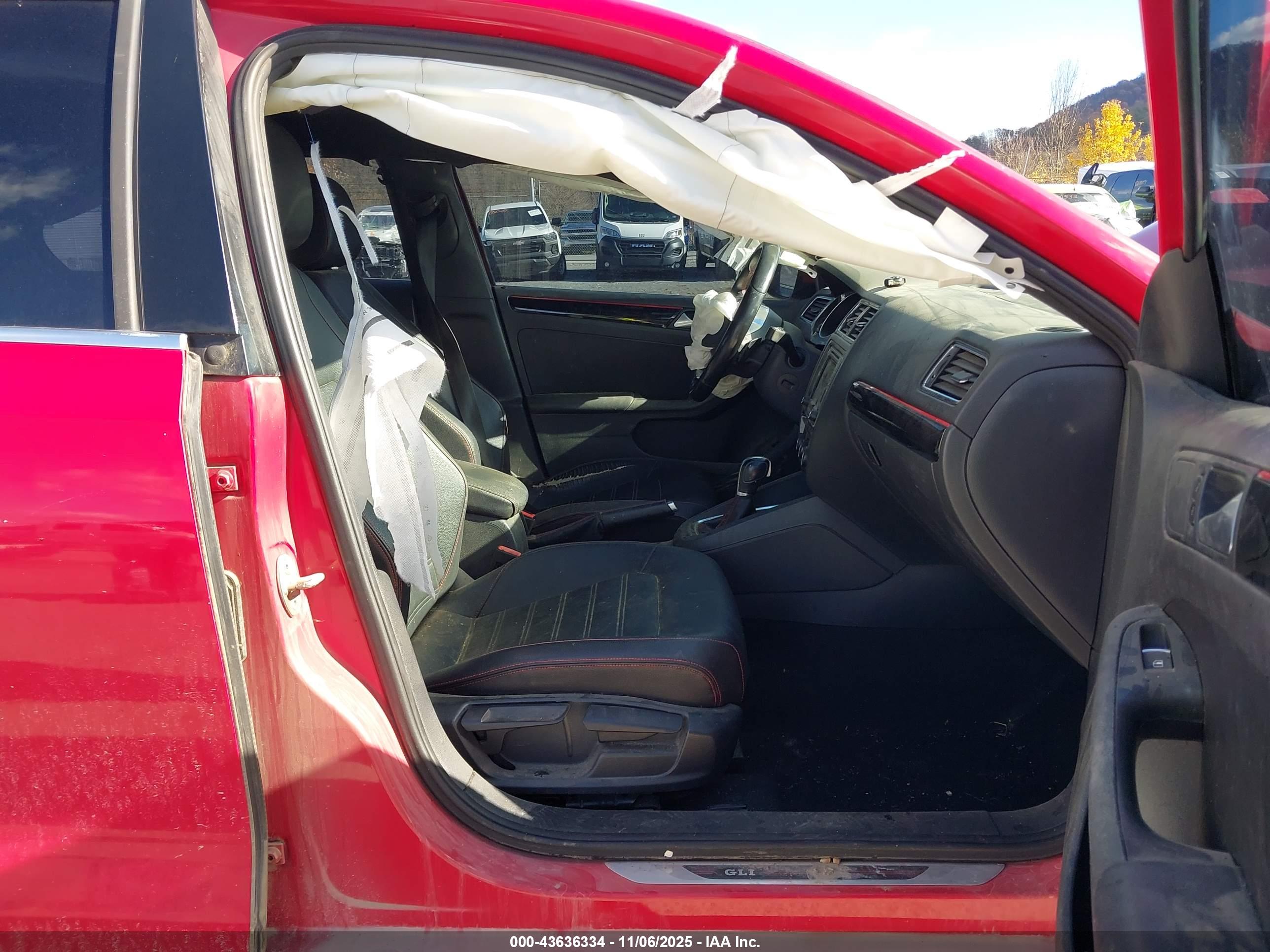 VOLKSWAGEN JETTA image 5