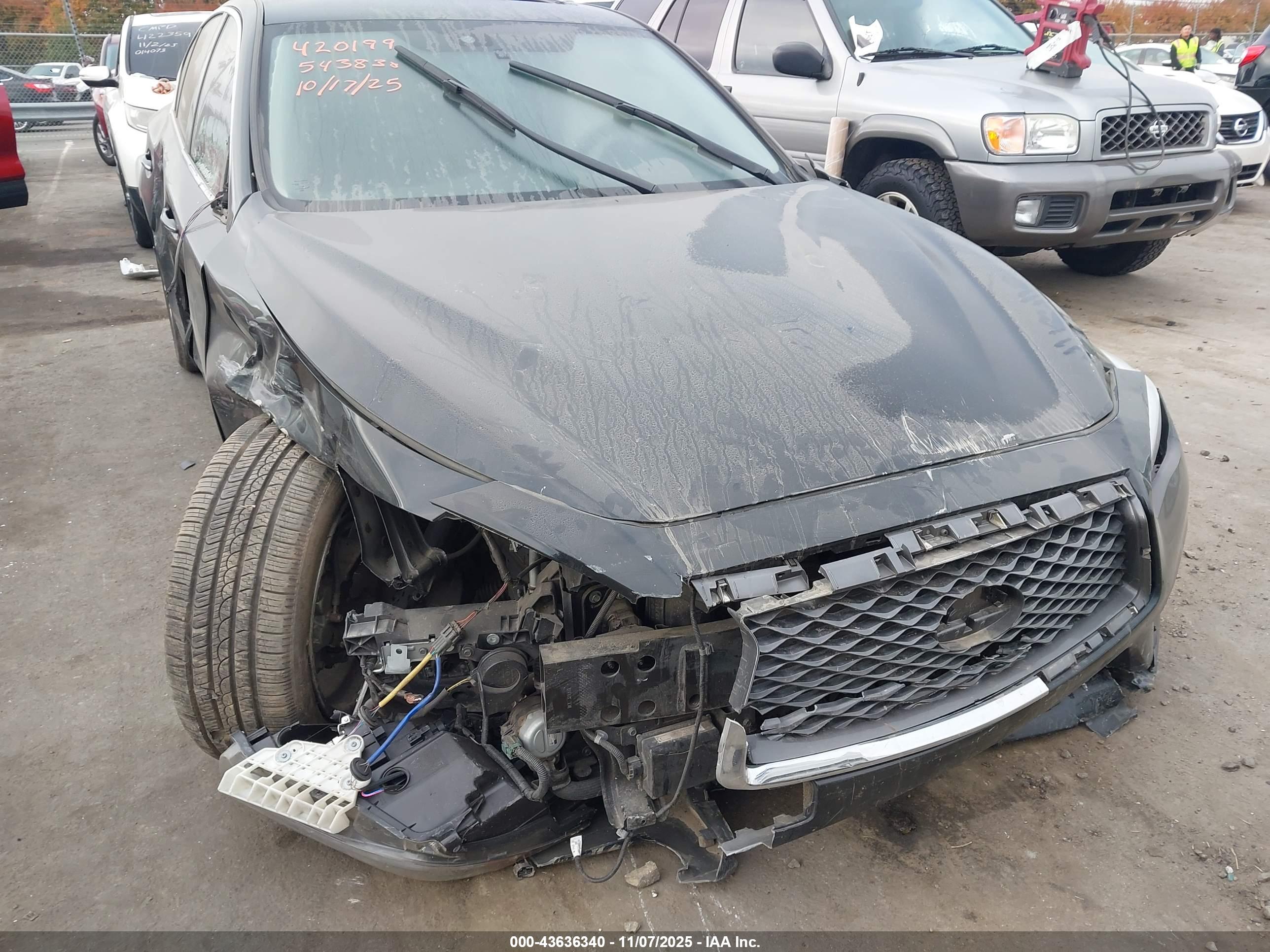 INFINITI Q50 image 6