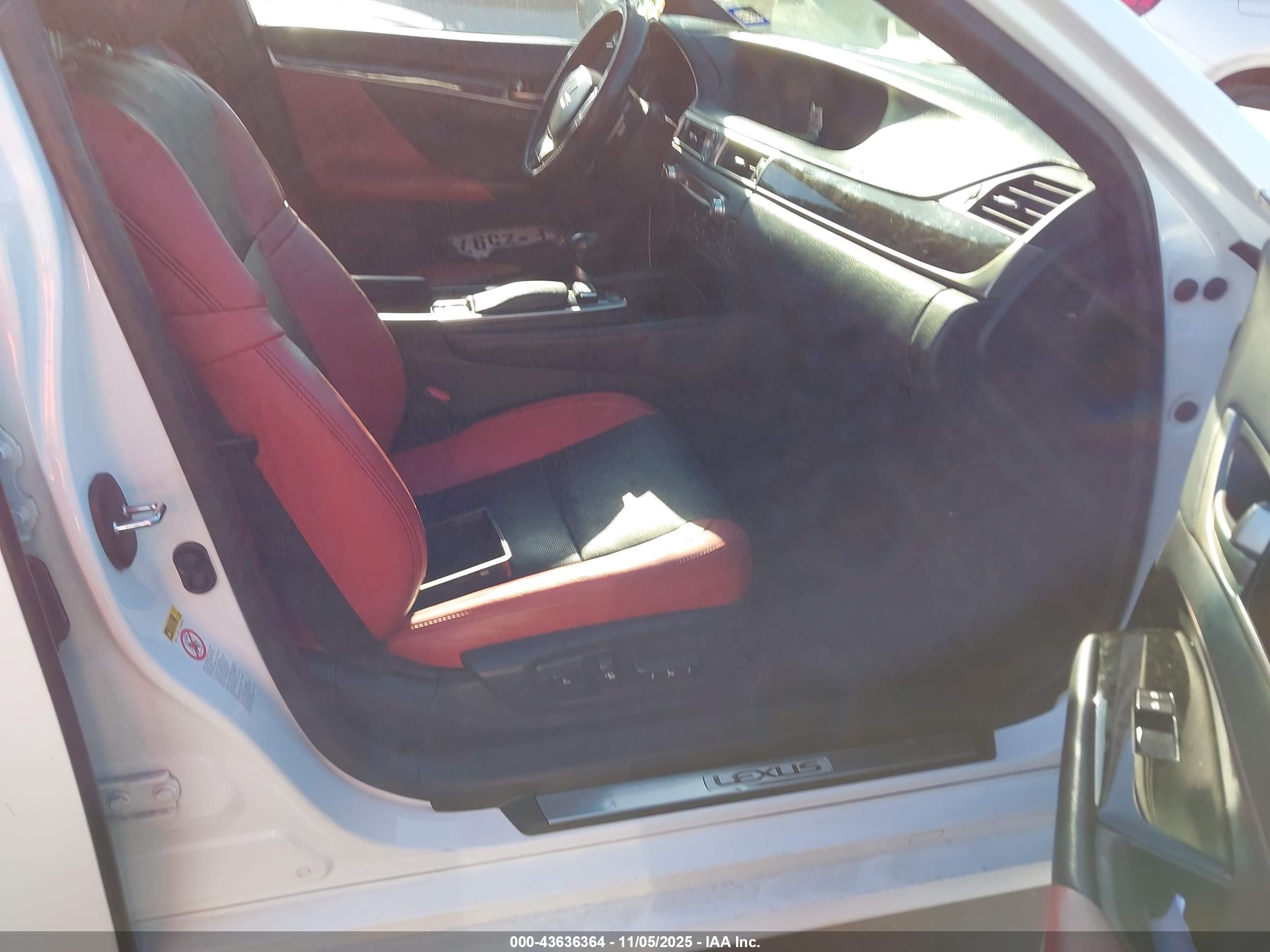 LEXUS GS image 5