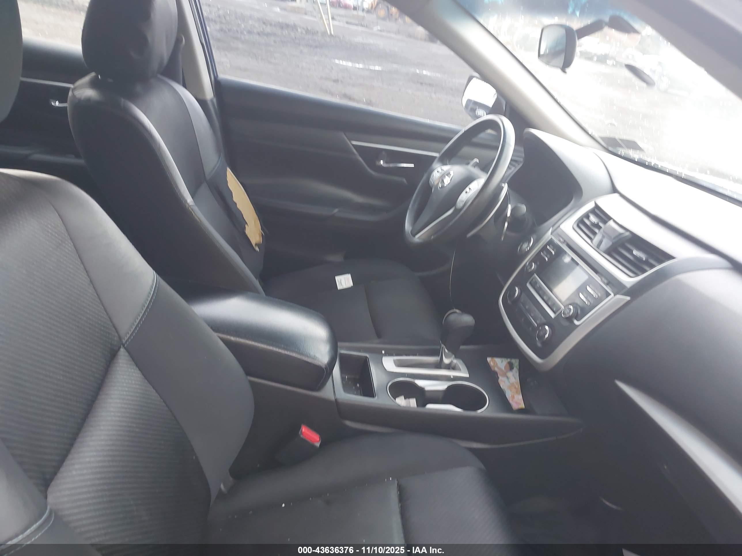NISSAN ALTIMA image 5
