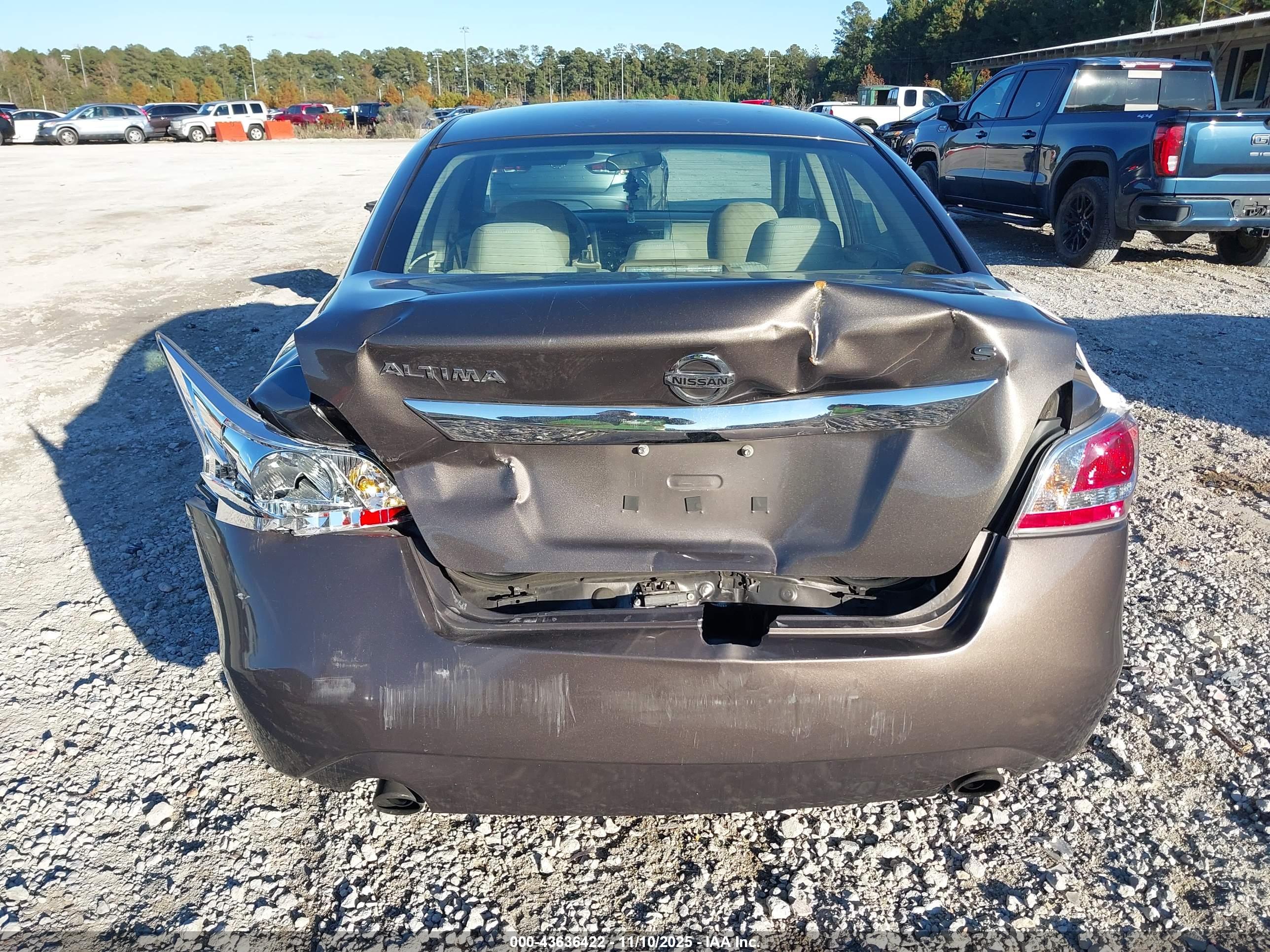 NISSAN ALTIMA image 6