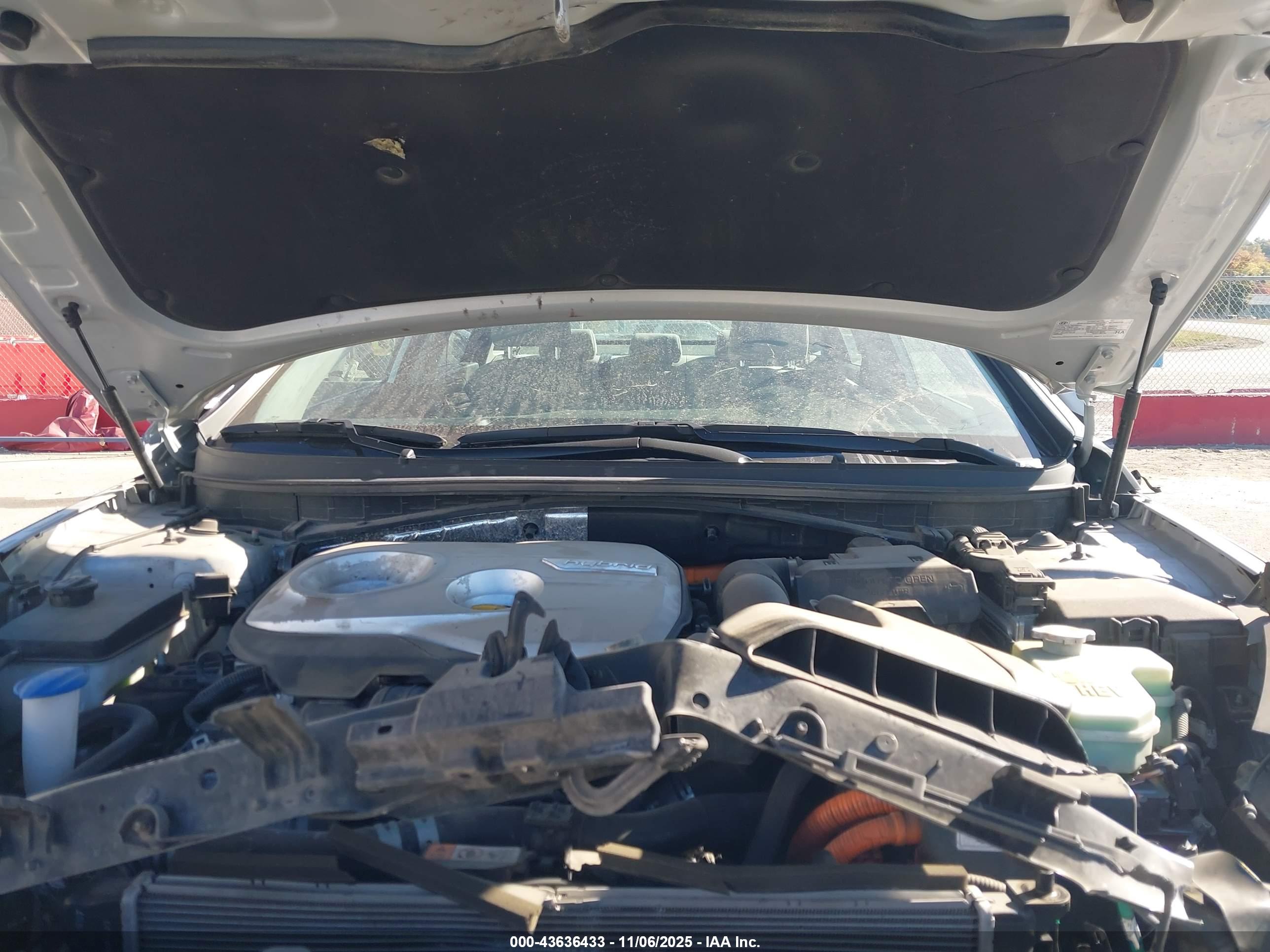 HYUNDAI SONATA image 10