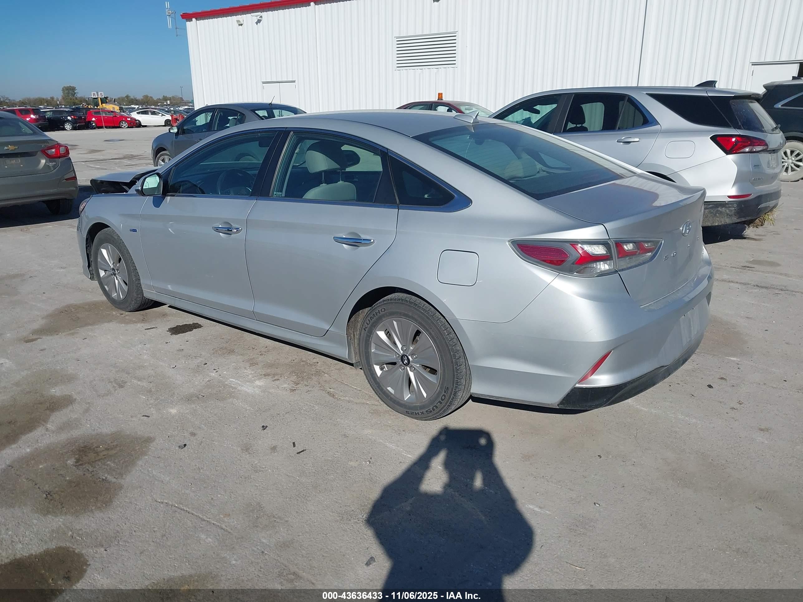 HYUNDAI SONATA image 3