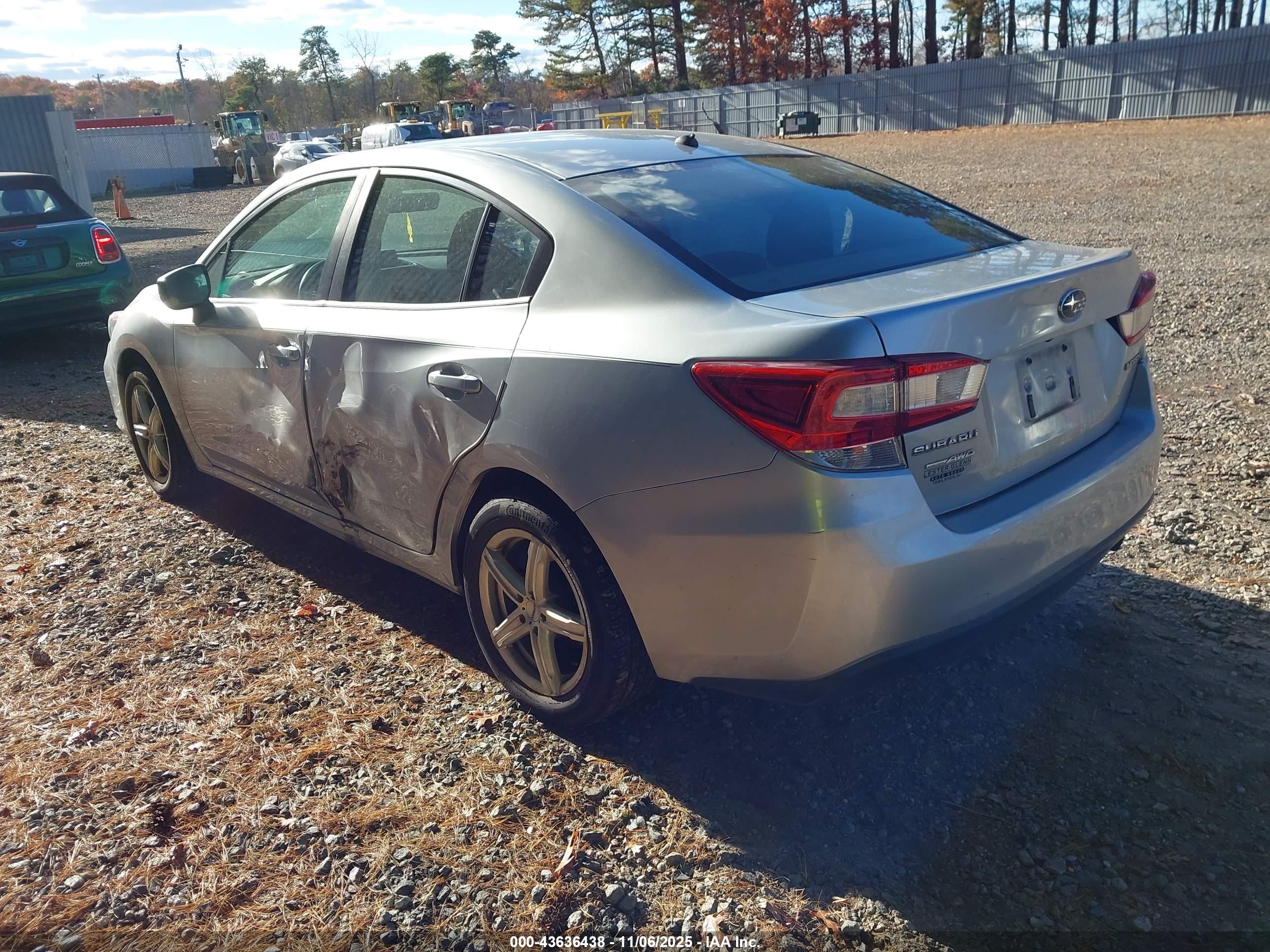 SUBARU IMPREZA image 3