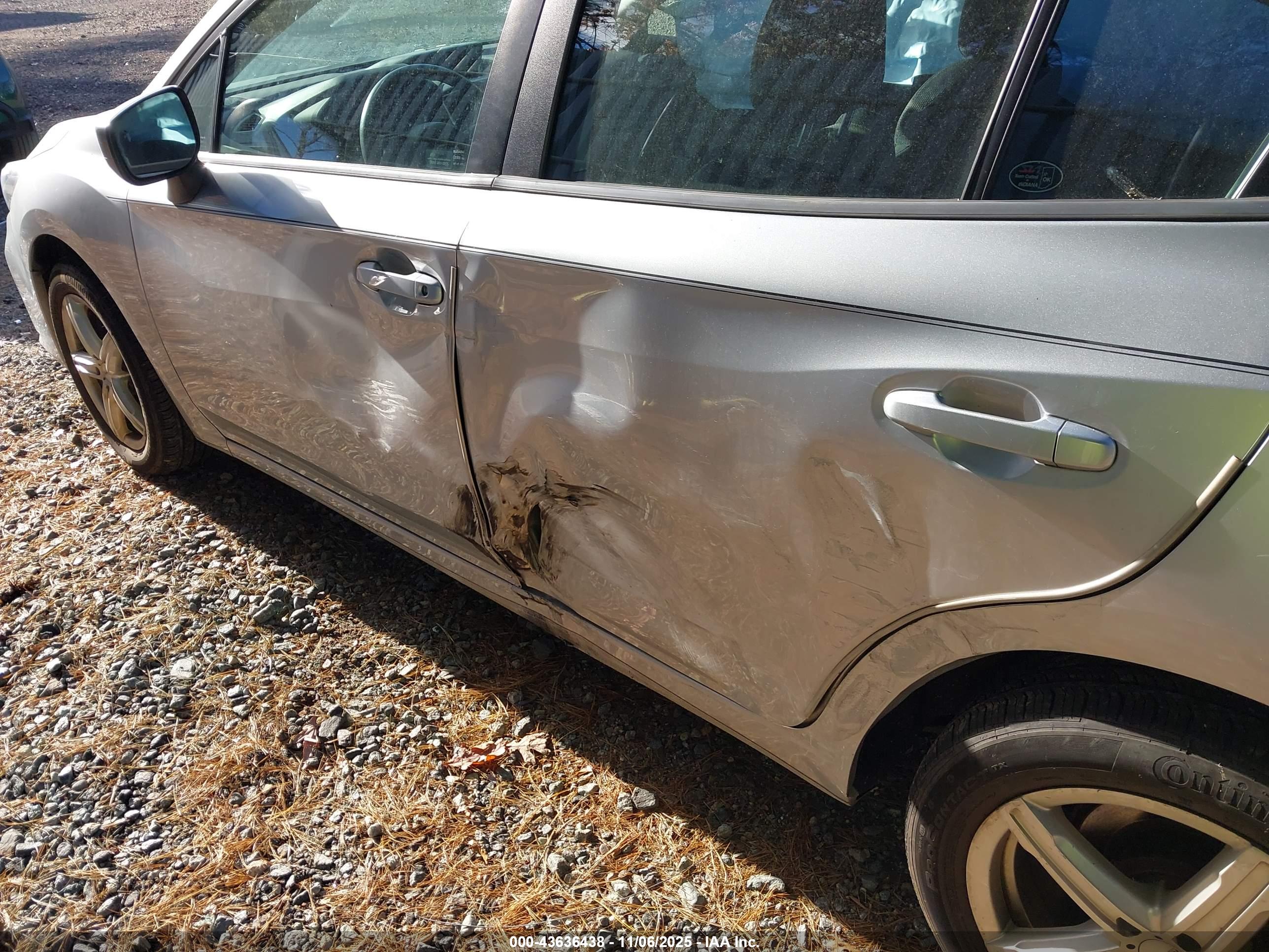 SUBARU IMPREZA image 6