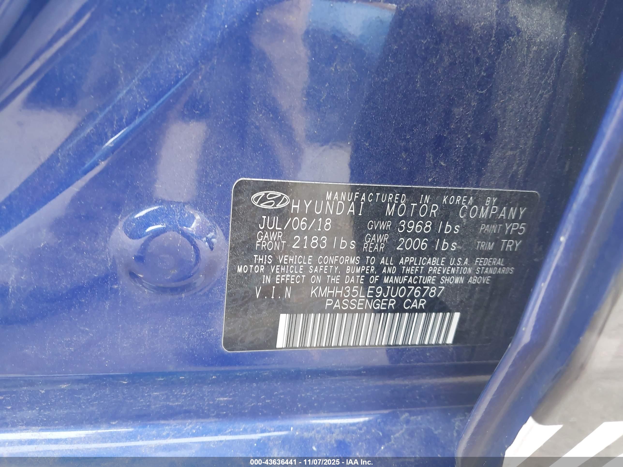HYUNDAI ELANTRA image 9