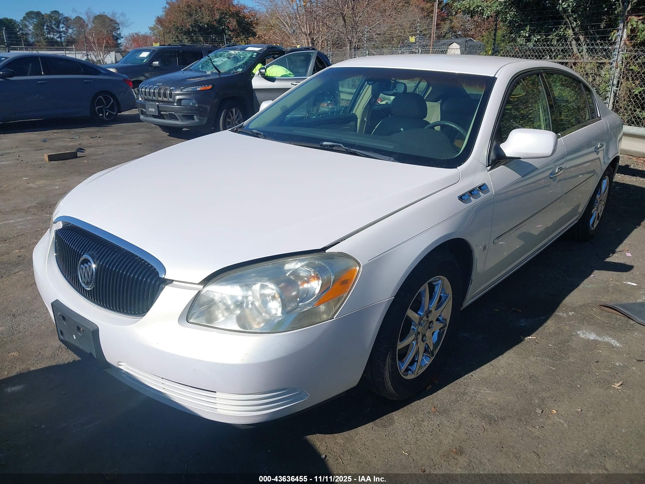 BUICK LUCERNE image 2