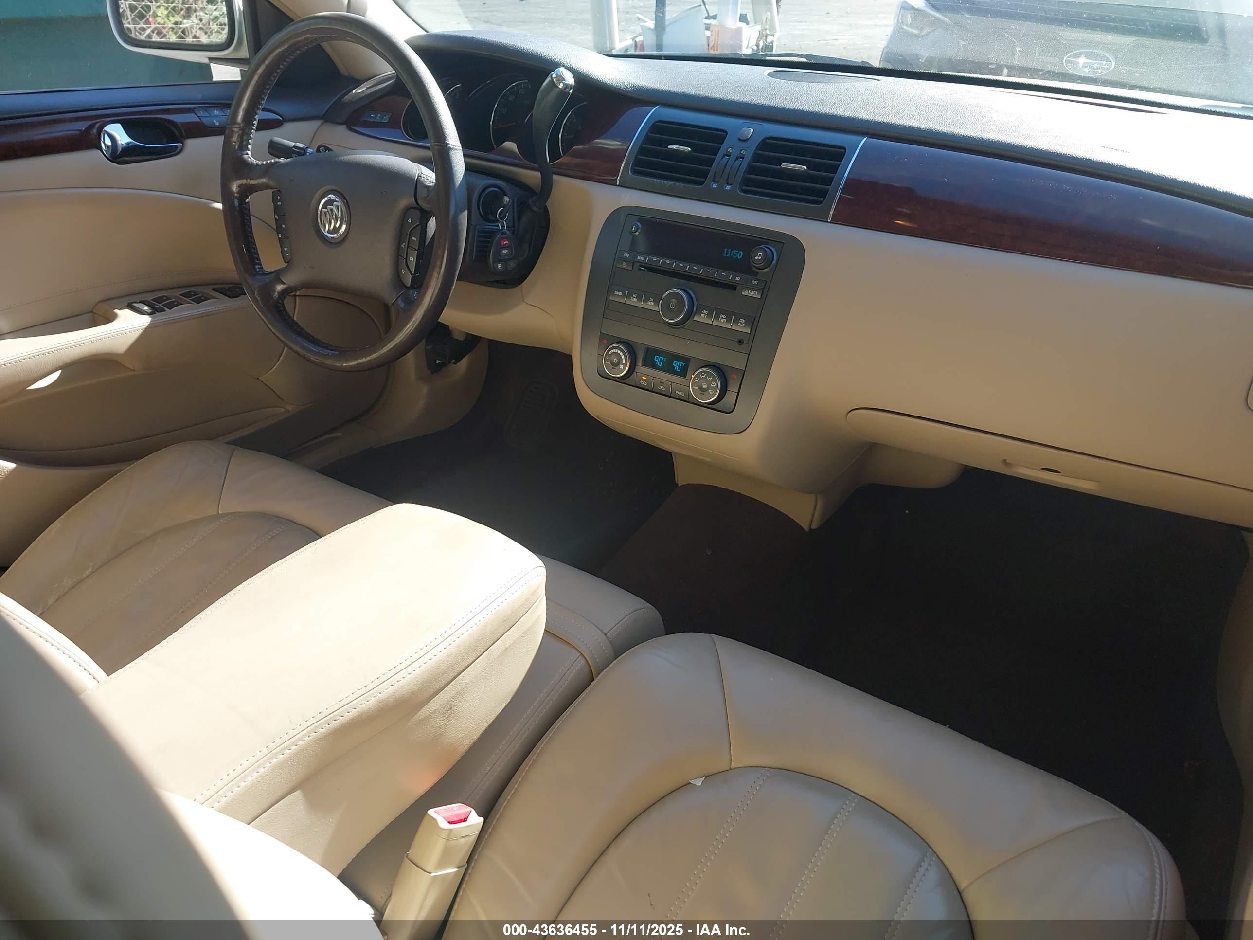 BUICK LUCERNE image 5