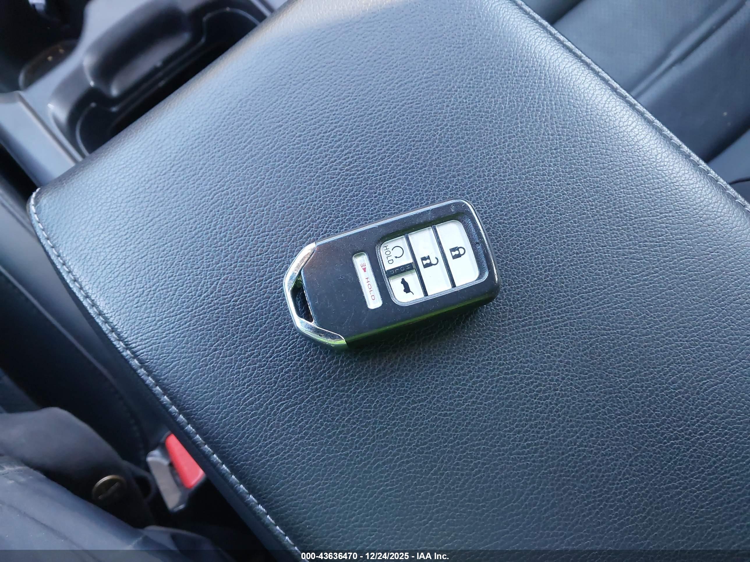 HONDA CR-V image 11