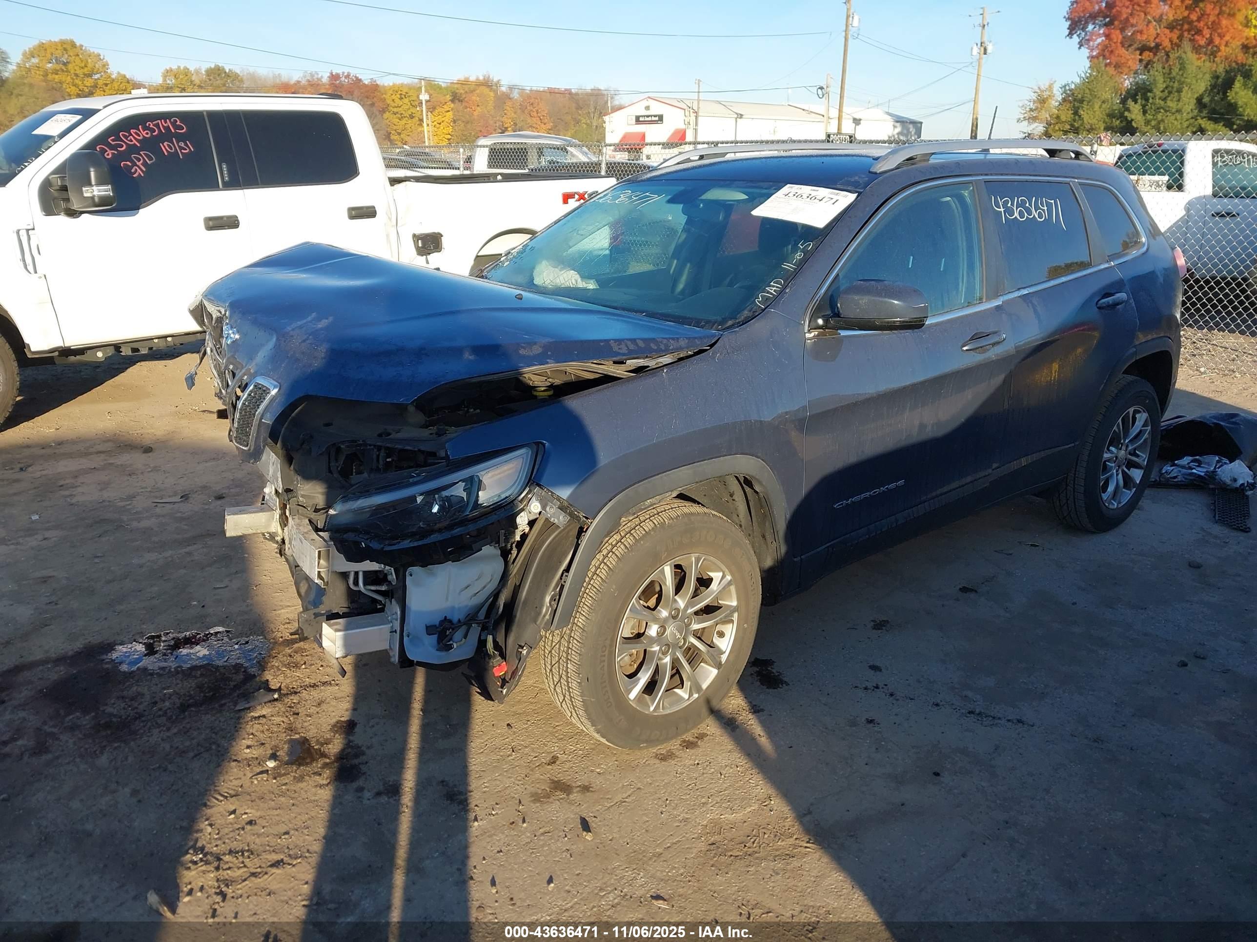 JEEP CHEROKEE image 2