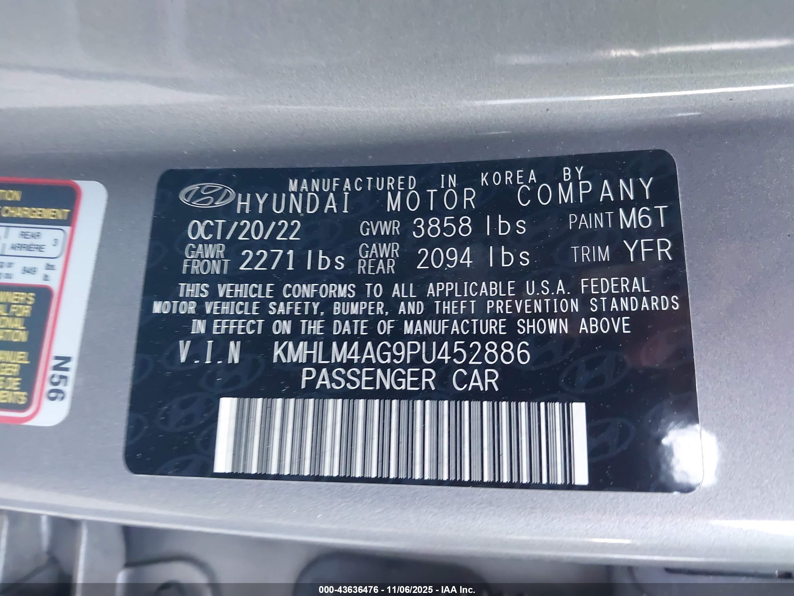 HYUNDAI ELANTRA image 9