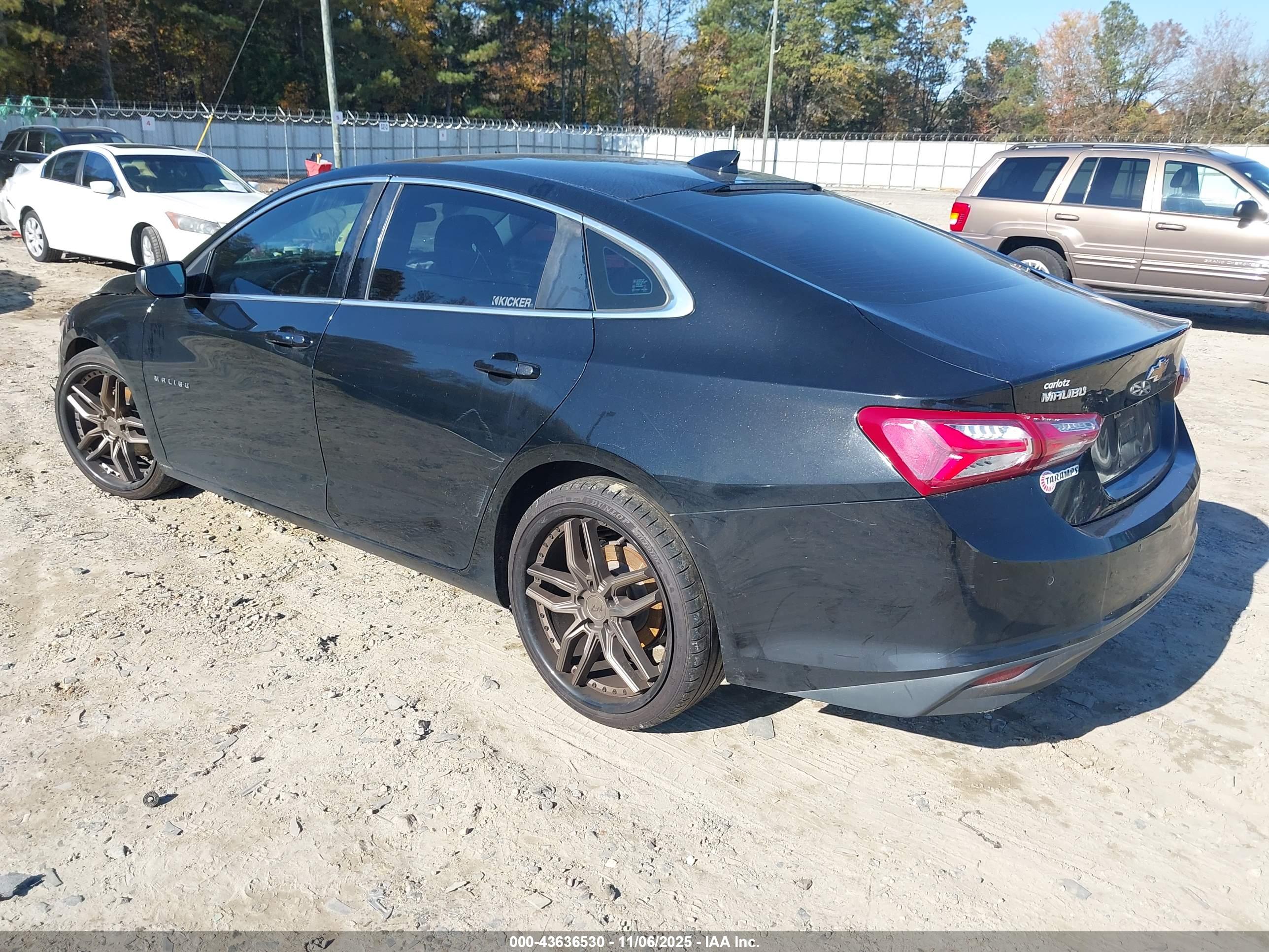 CHEVROLET MALIBU image 3