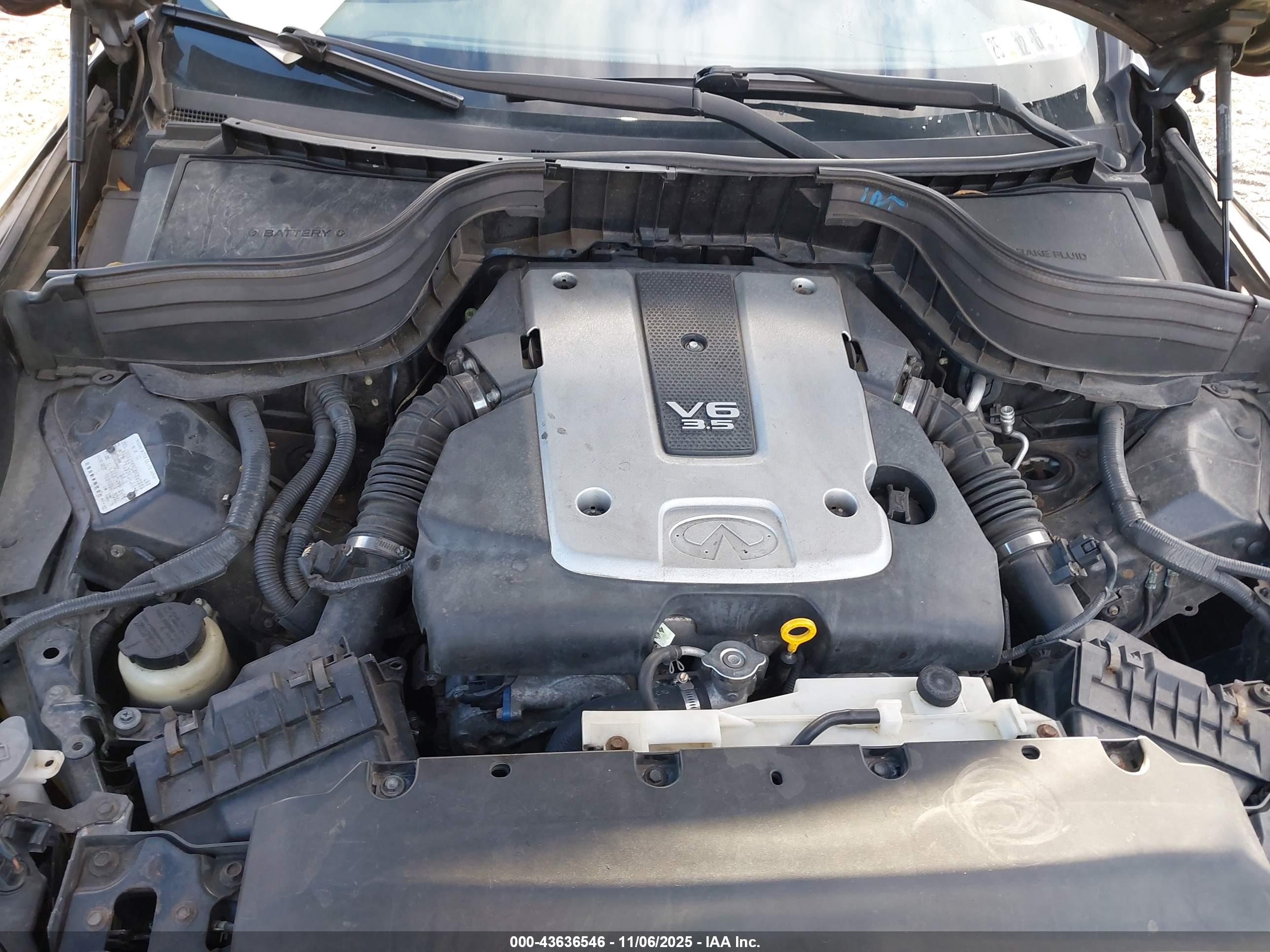 INFINITI EX35 image 10