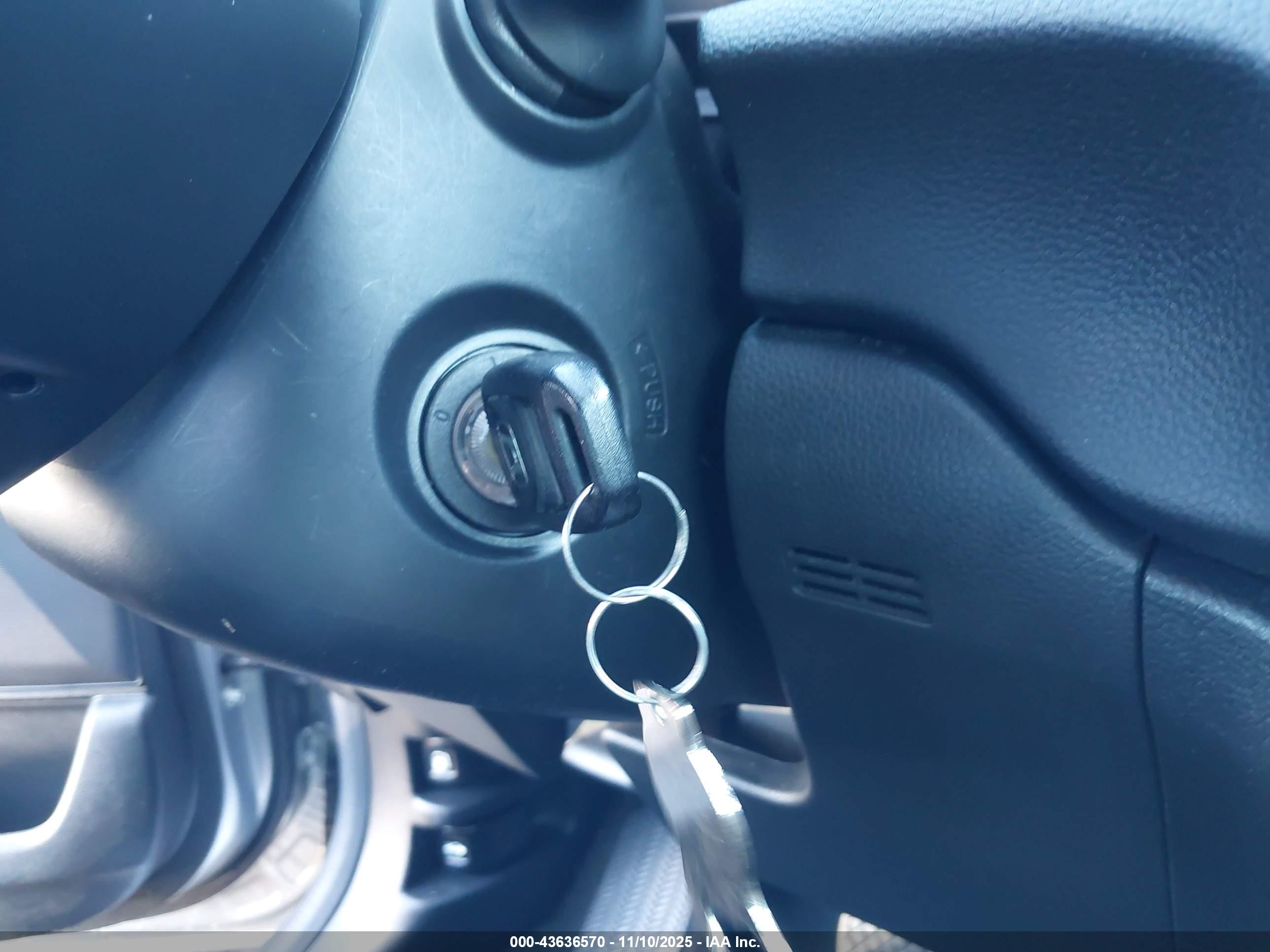 HONDA CR-V image 11