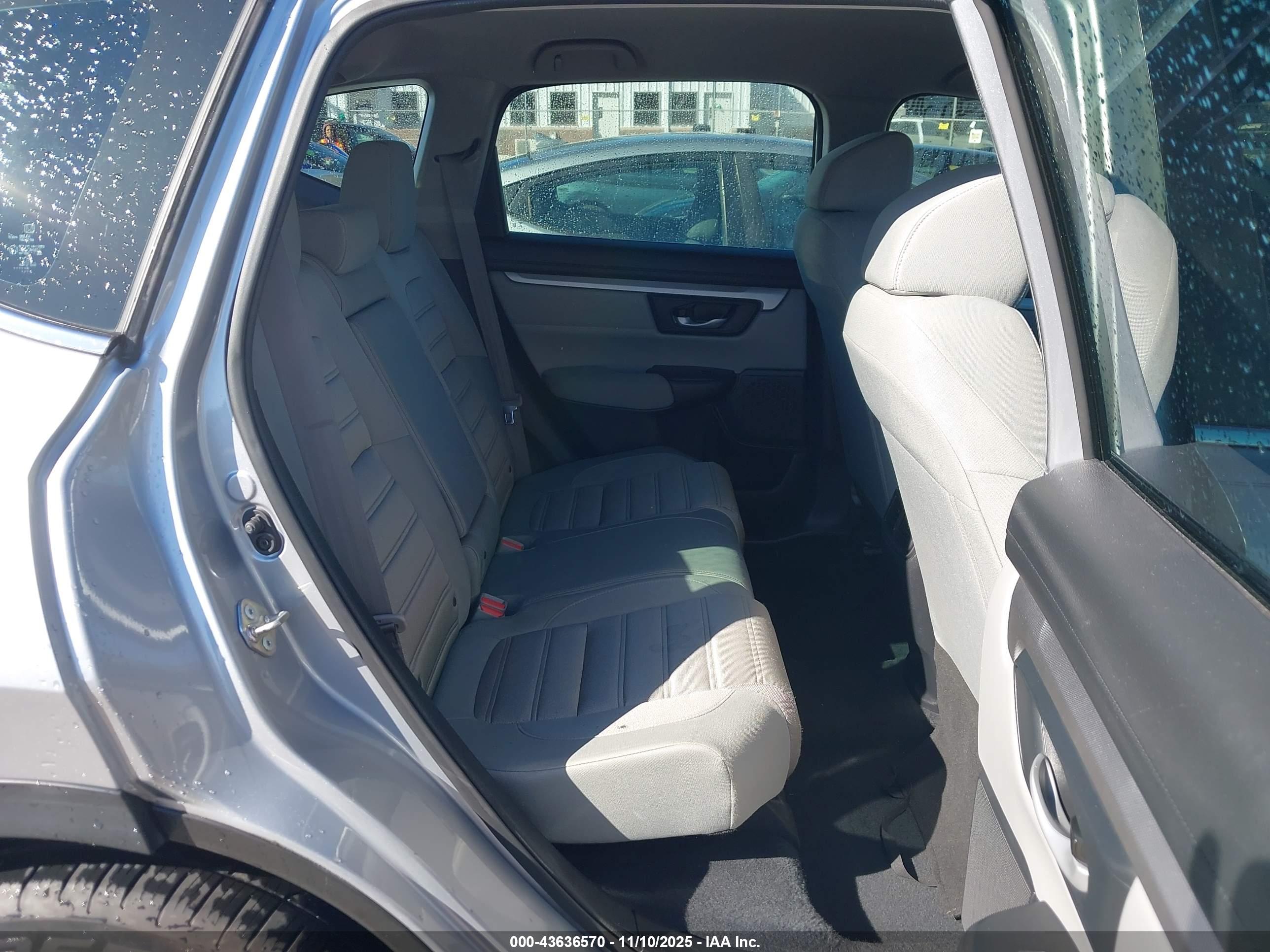 HONDA CR-V image 8