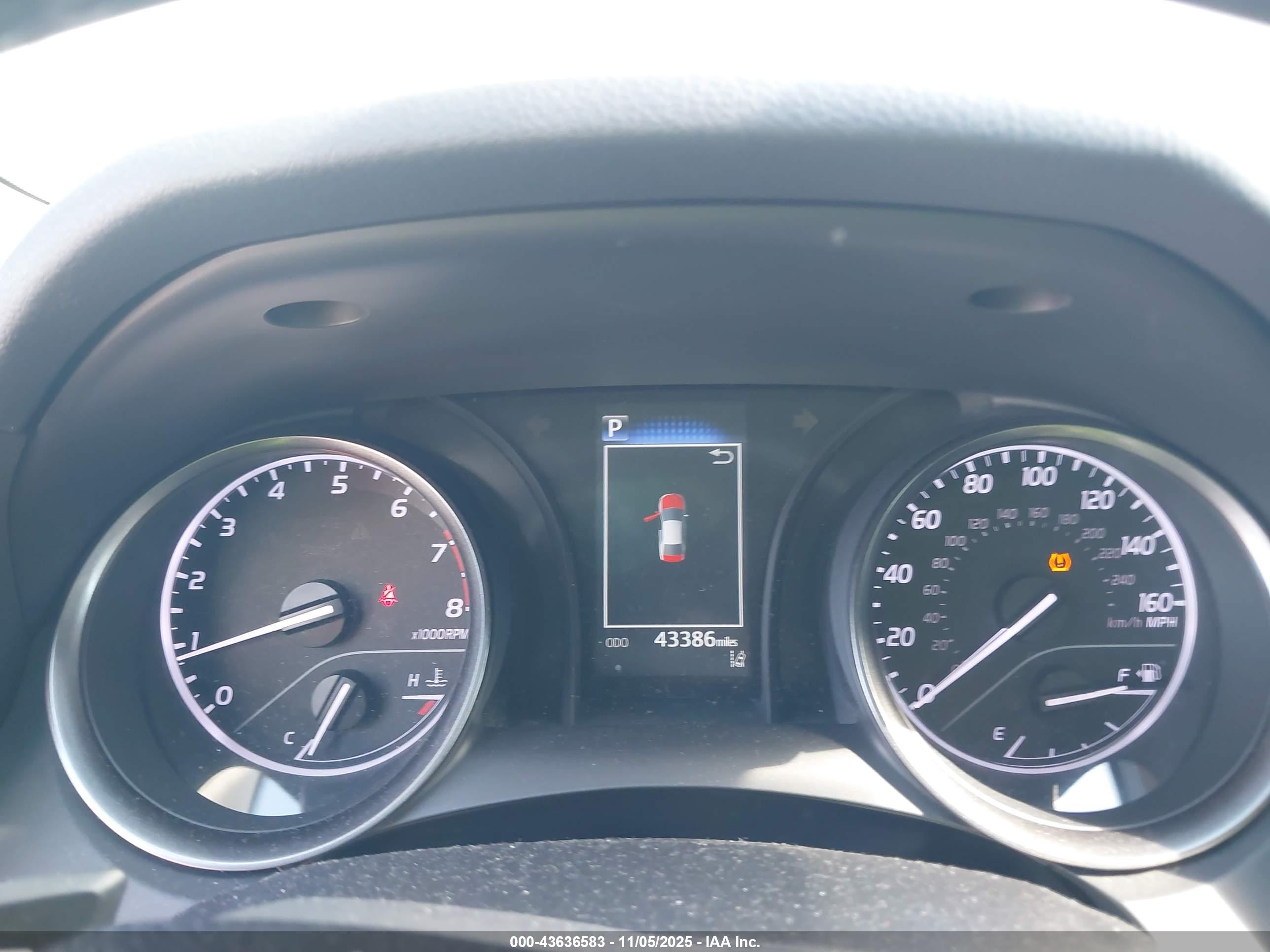 TOYOTA CAMRY image 7