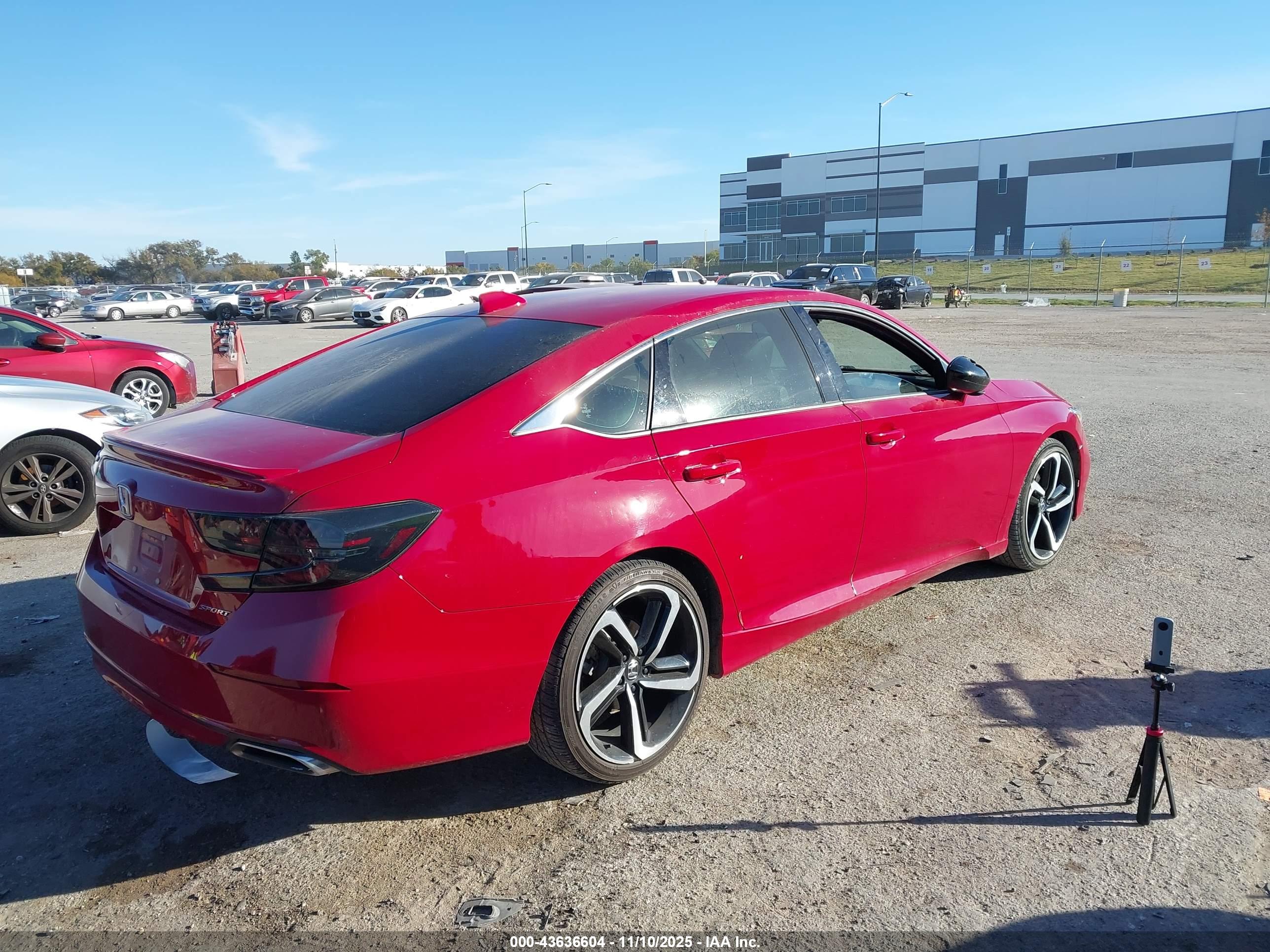 HONDA ACCORD image 4