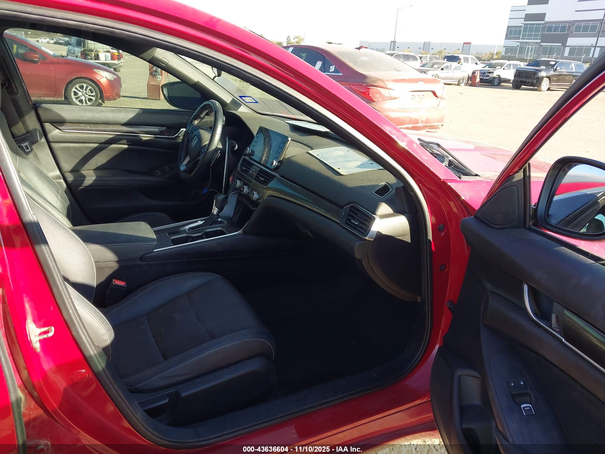 HONDA ACCORD image 5