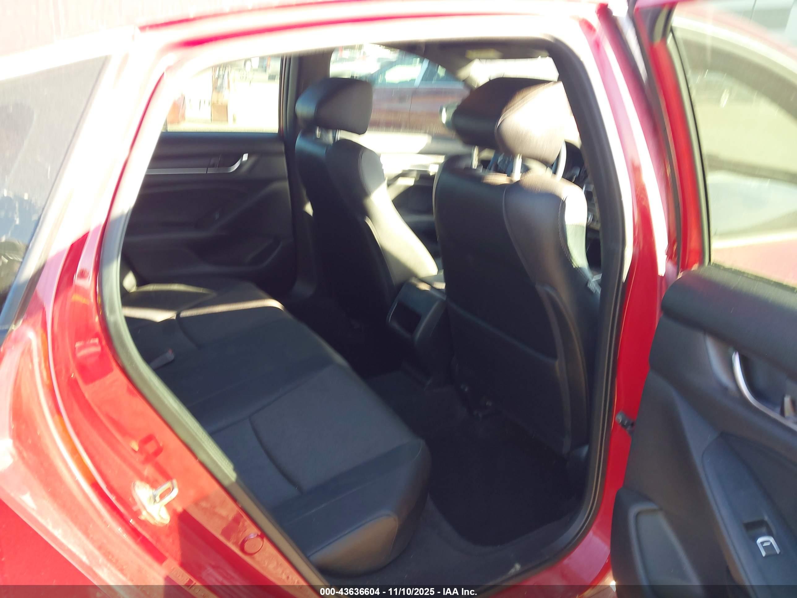 HONDA ACCORD image 8