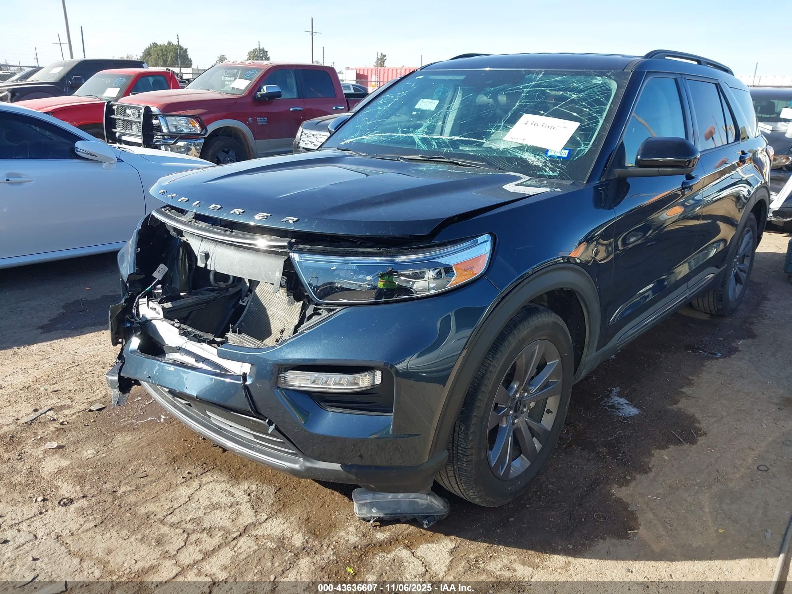 FORD EXPLORER image 2