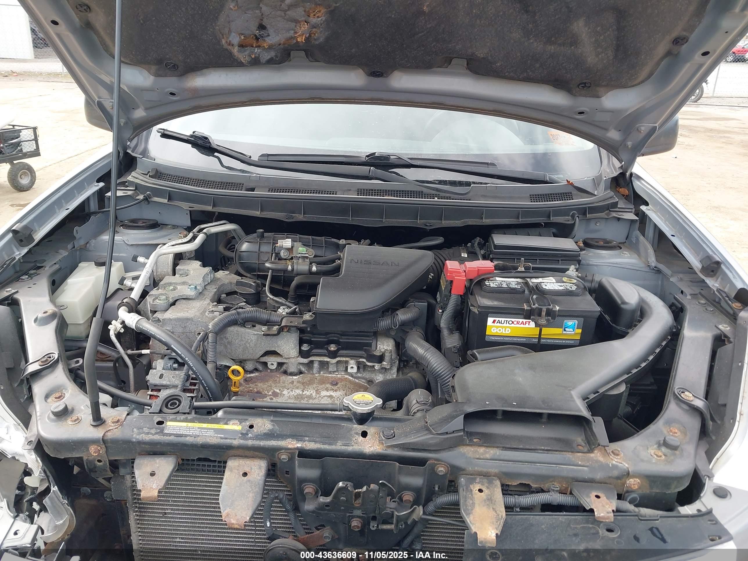 NISSAN ROGUE image 10