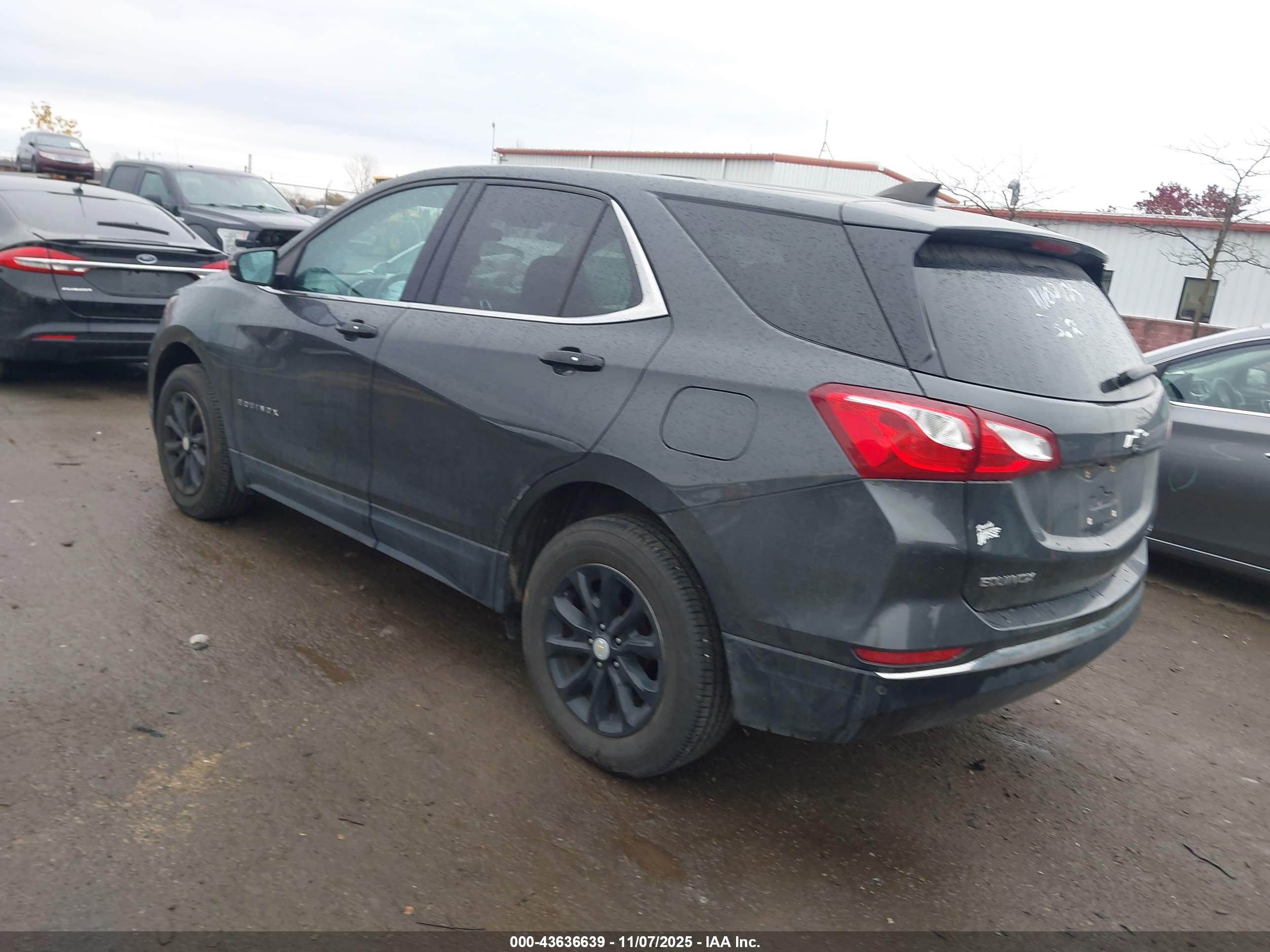 CHEVROLET EQUINOX image 3