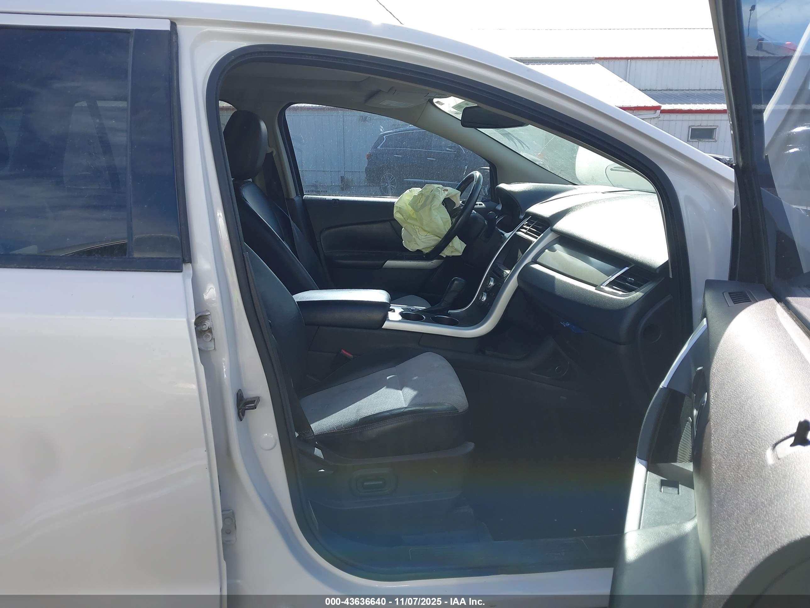 FORD EDGE image 5