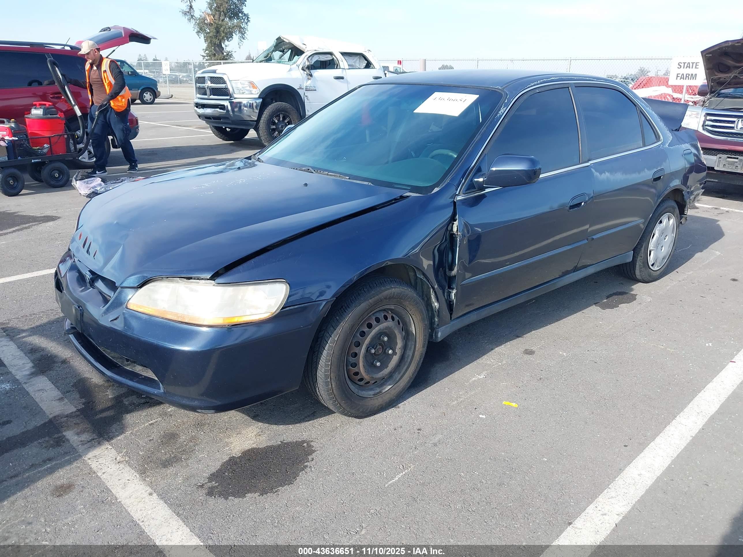 HONDA ACCORD image 2