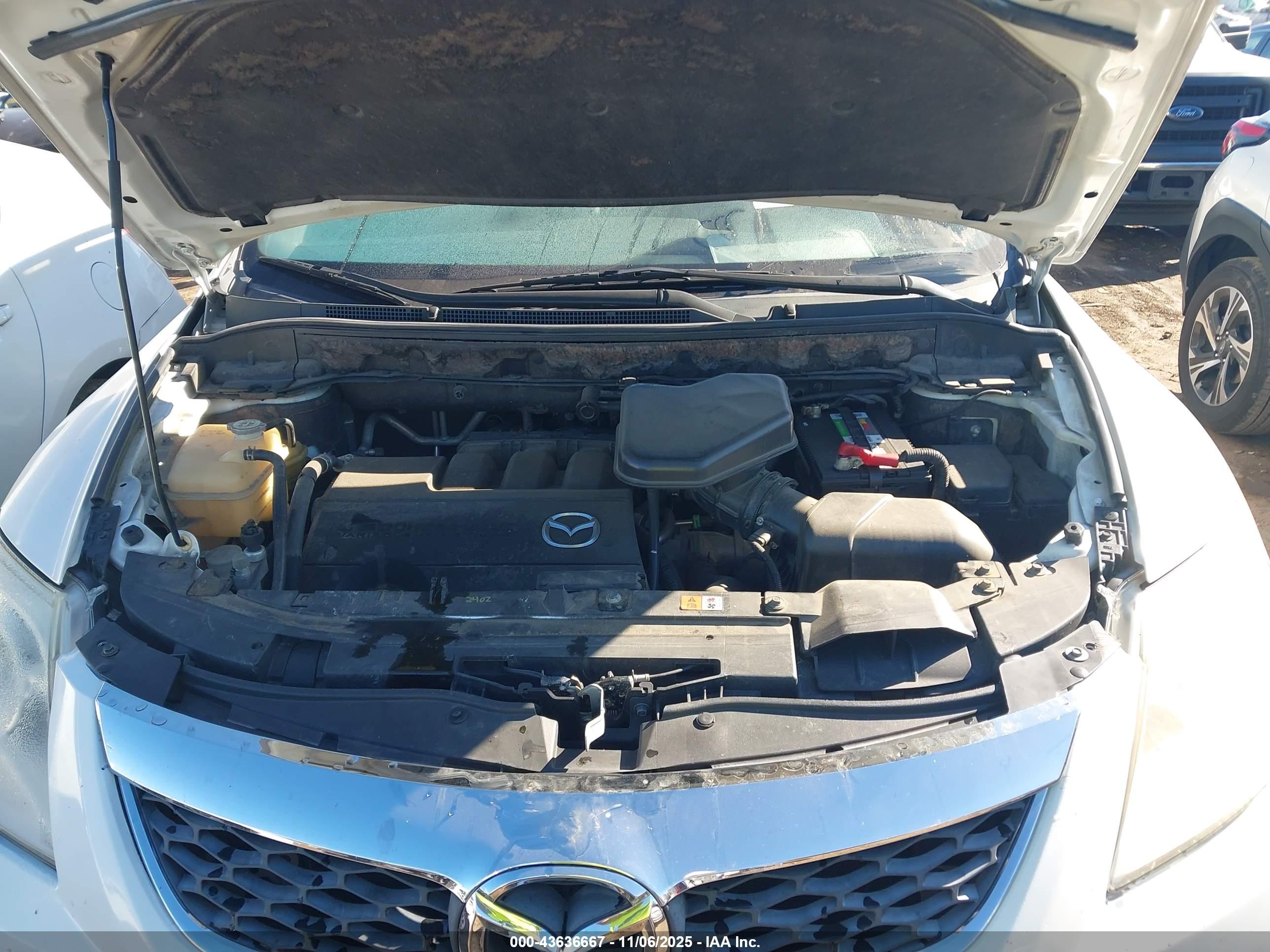 MAZDA CX-9 image 10