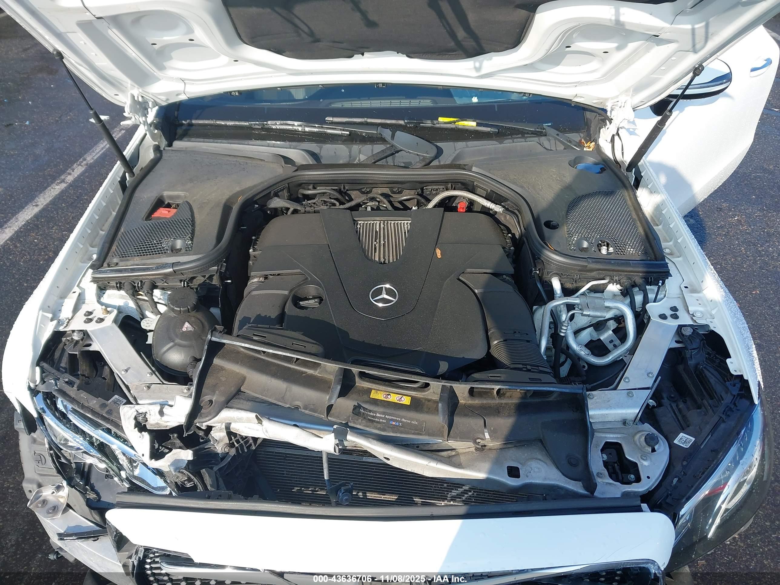 MERCEDES-BENZ E image 10
