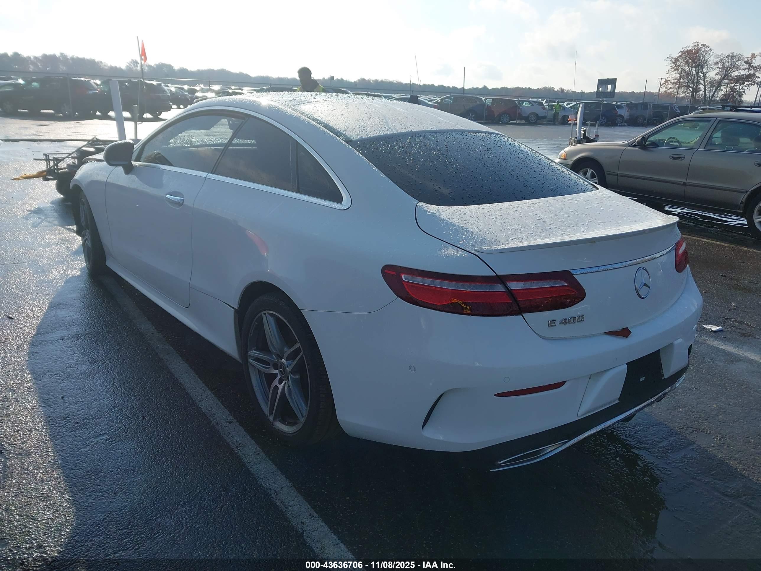 MERCEDES-BENZ E image 3