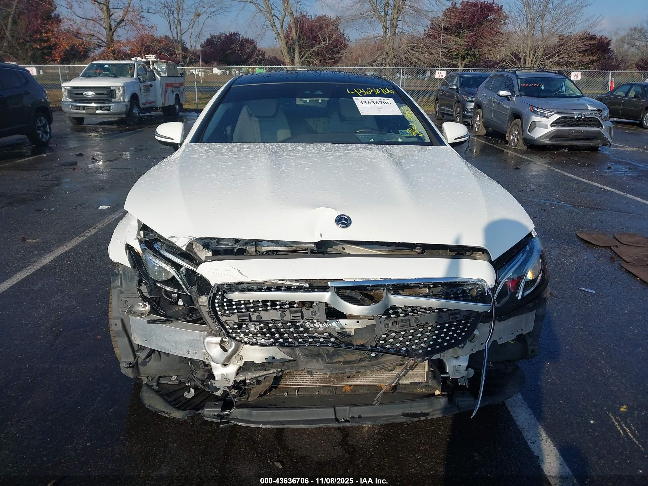 MERCEDES-BENZ E image 6