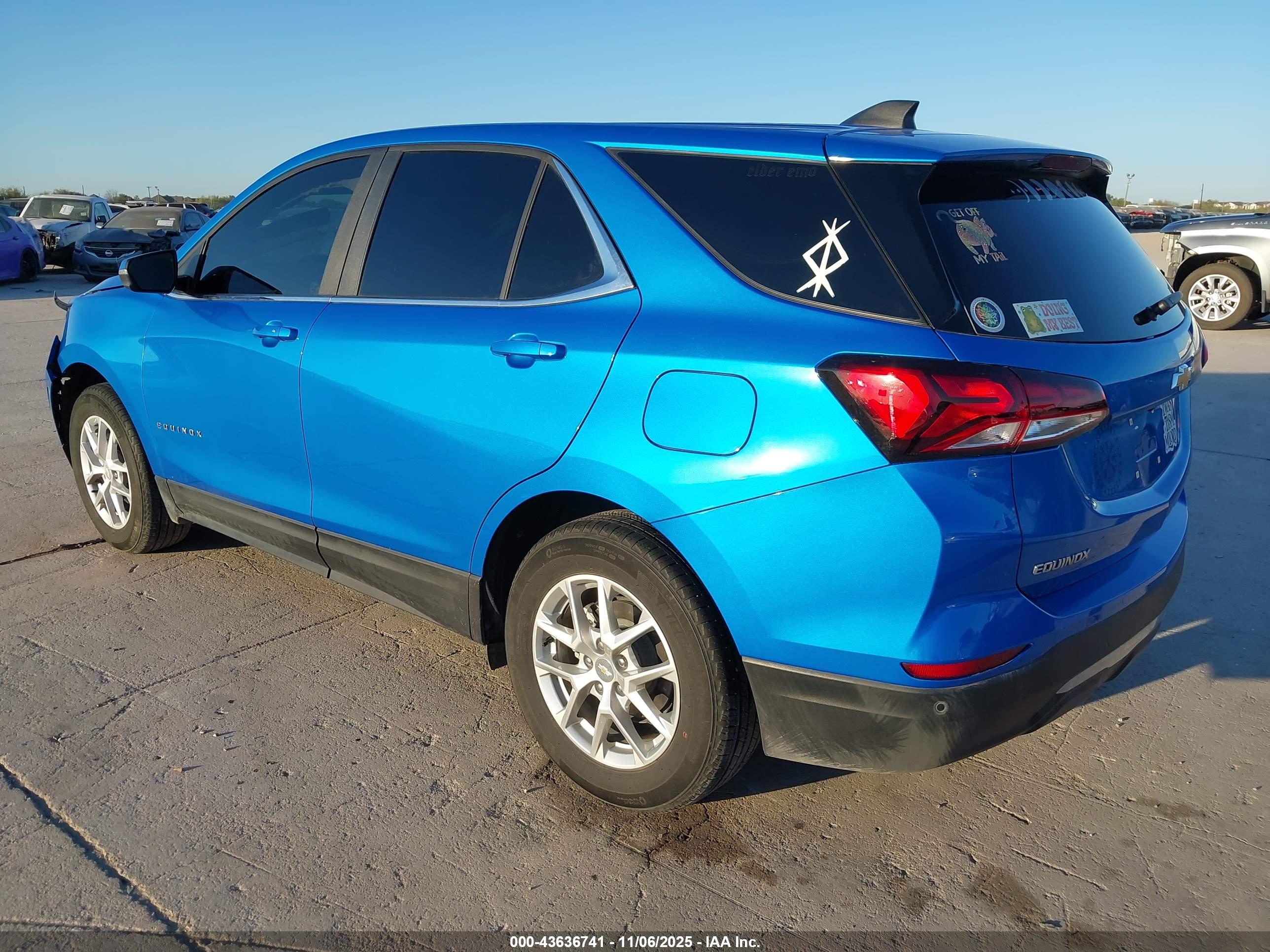 CHEVROLET EQUINOX image 3