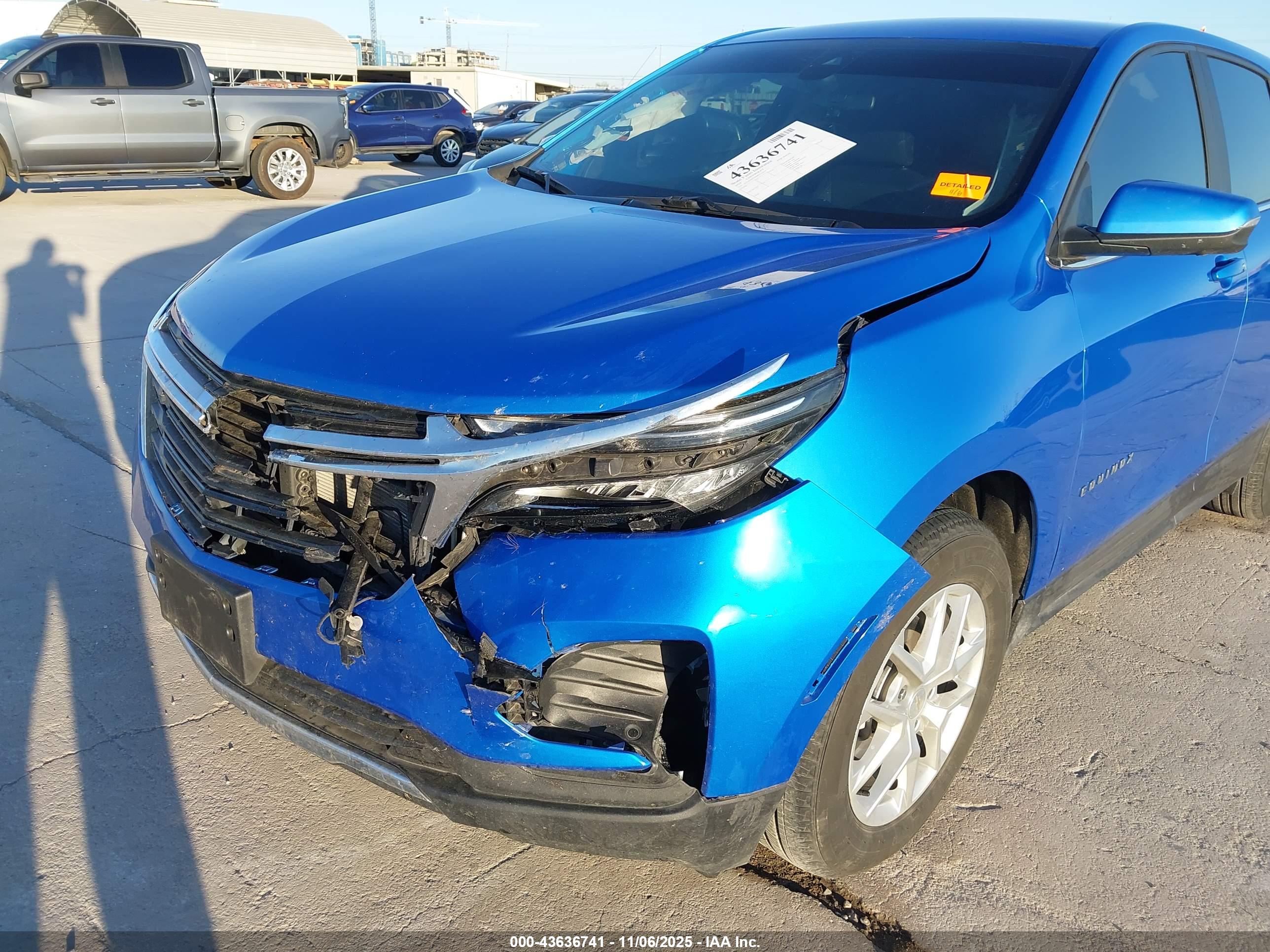 CHEVROLET EQUINOX image 6