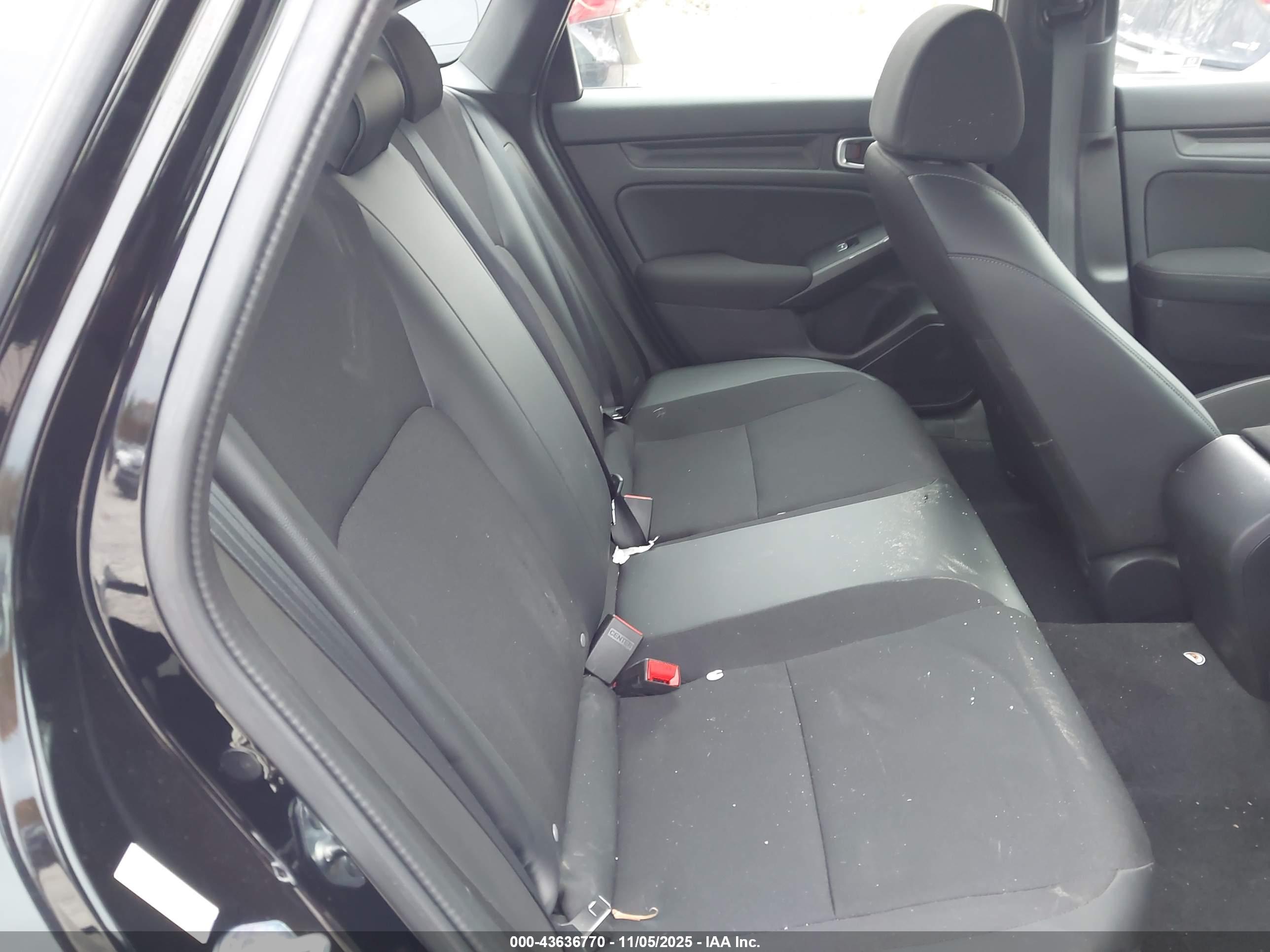 HONDA CIVIC image 8