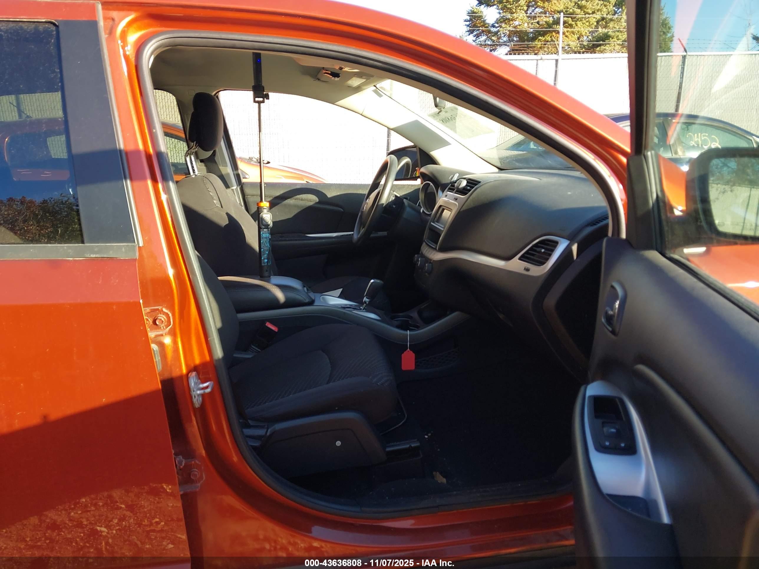 DODGE JOURNEY image 5