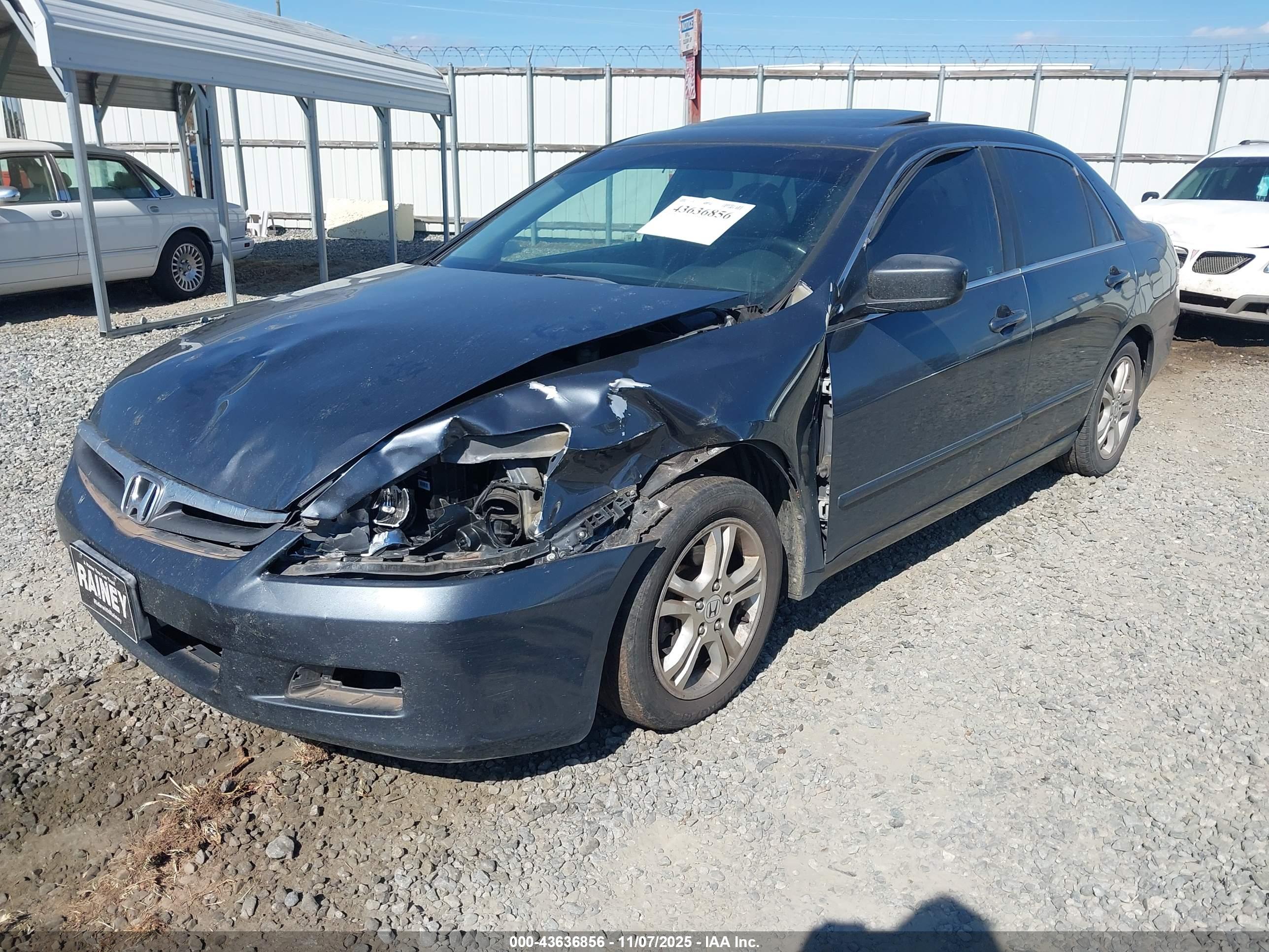 HONDA ACCORD image 2