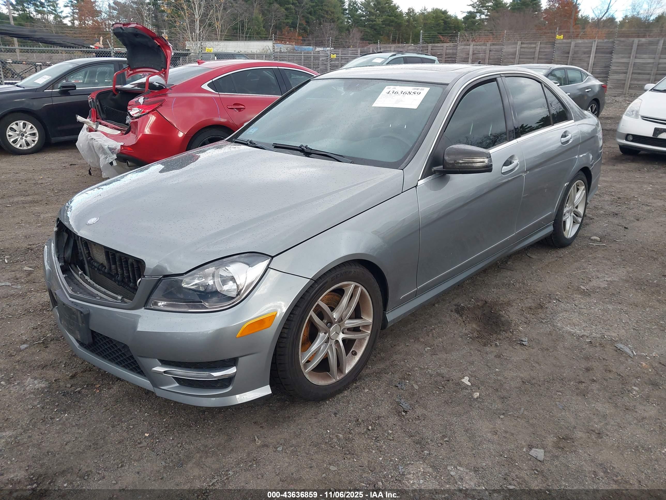 MERCEDES-BENZ C image 2
