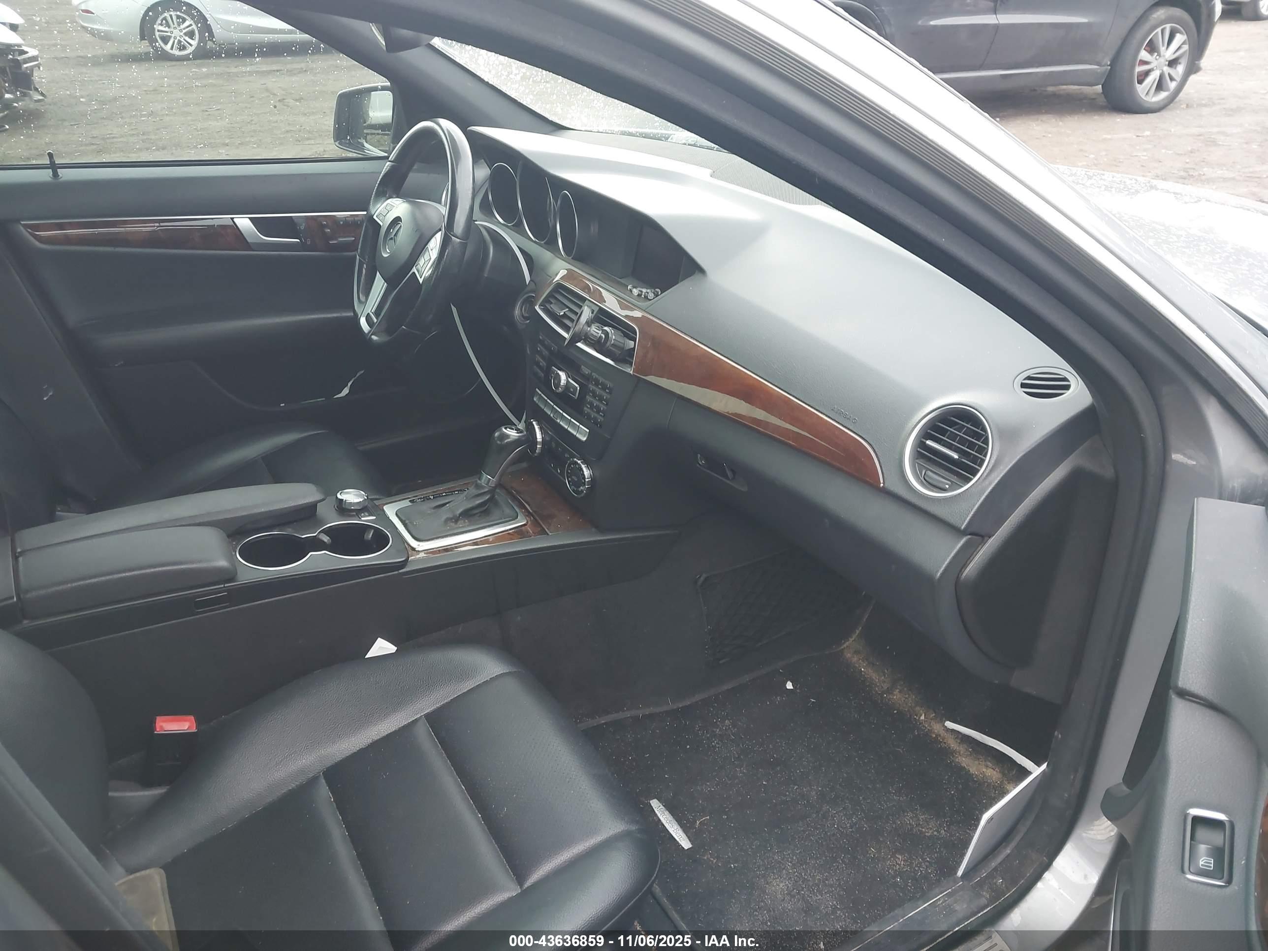 MERCEDES-BENZ C image 5