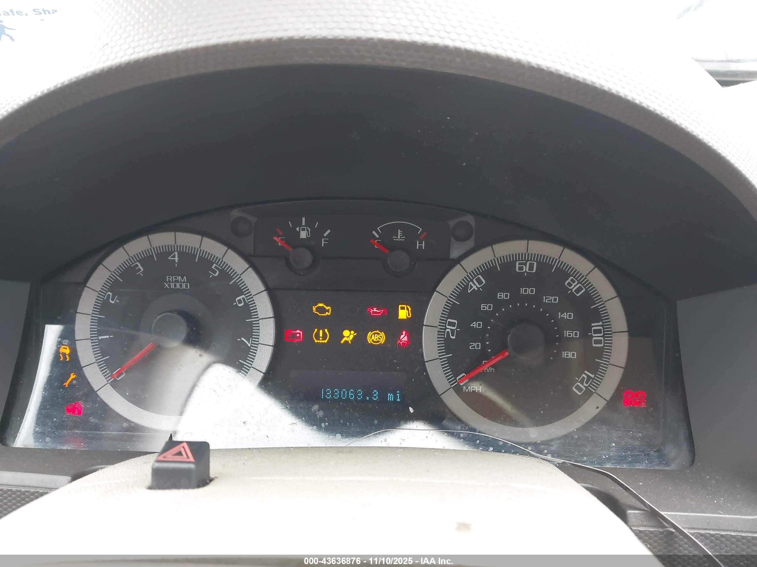 FORD ESCAPE image 7