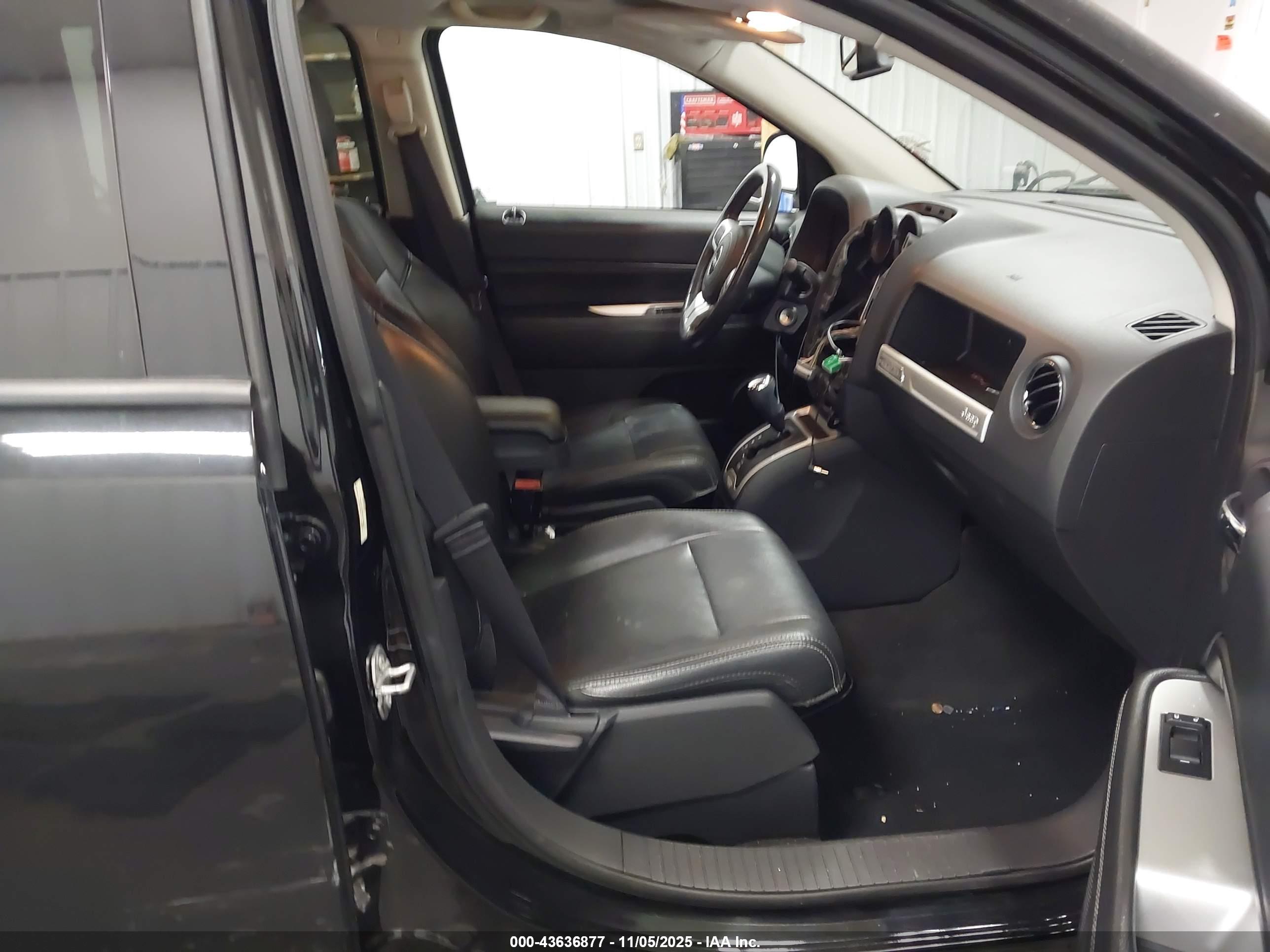 JEEP COMPASS image 5