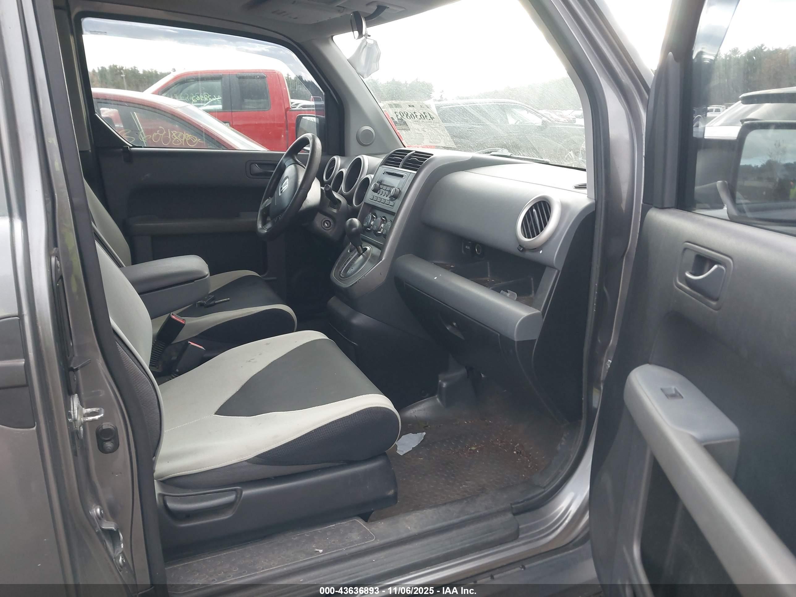 HONDA ELEMENT image 5