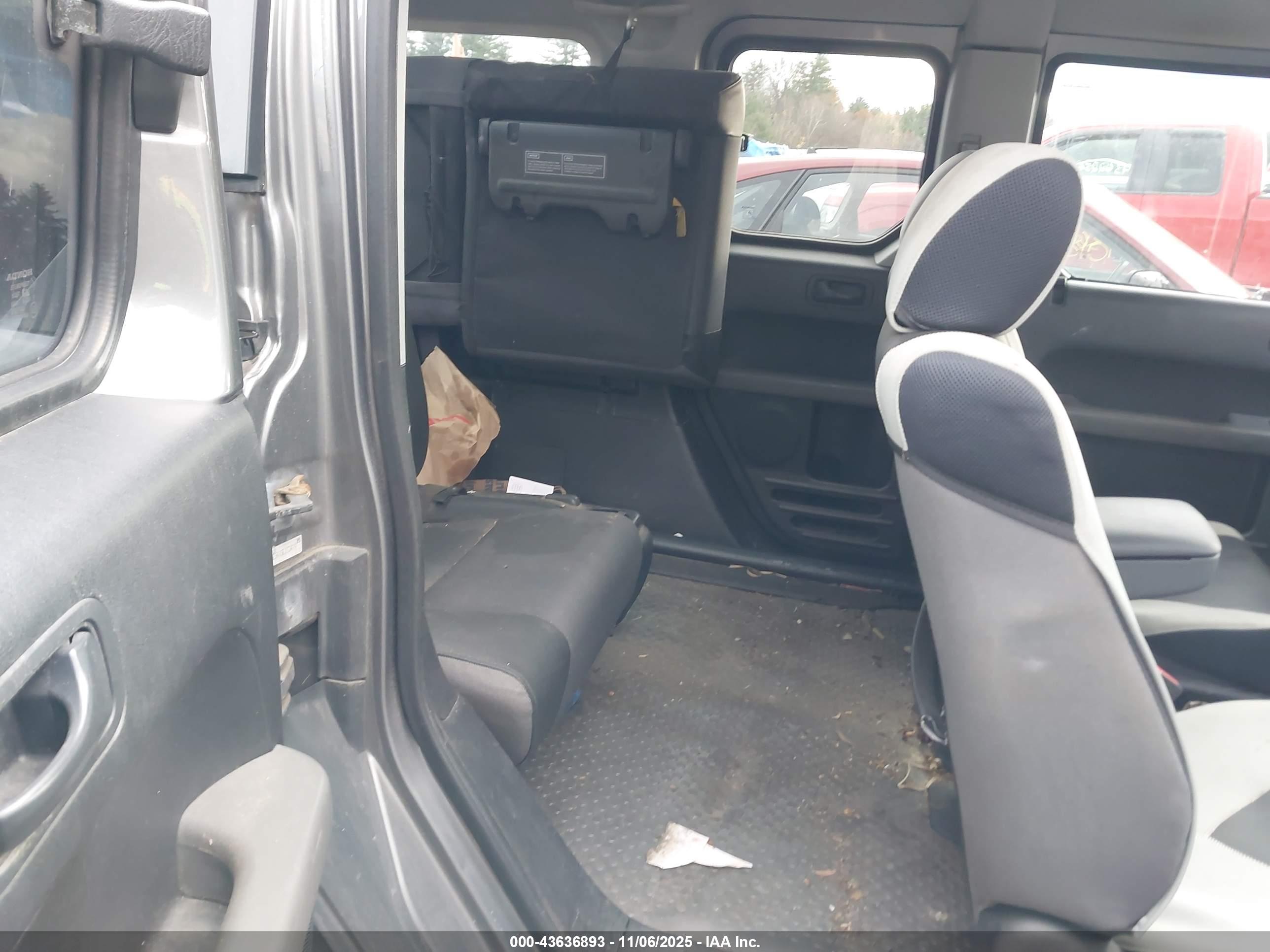 HONDA ELEMENT image 8