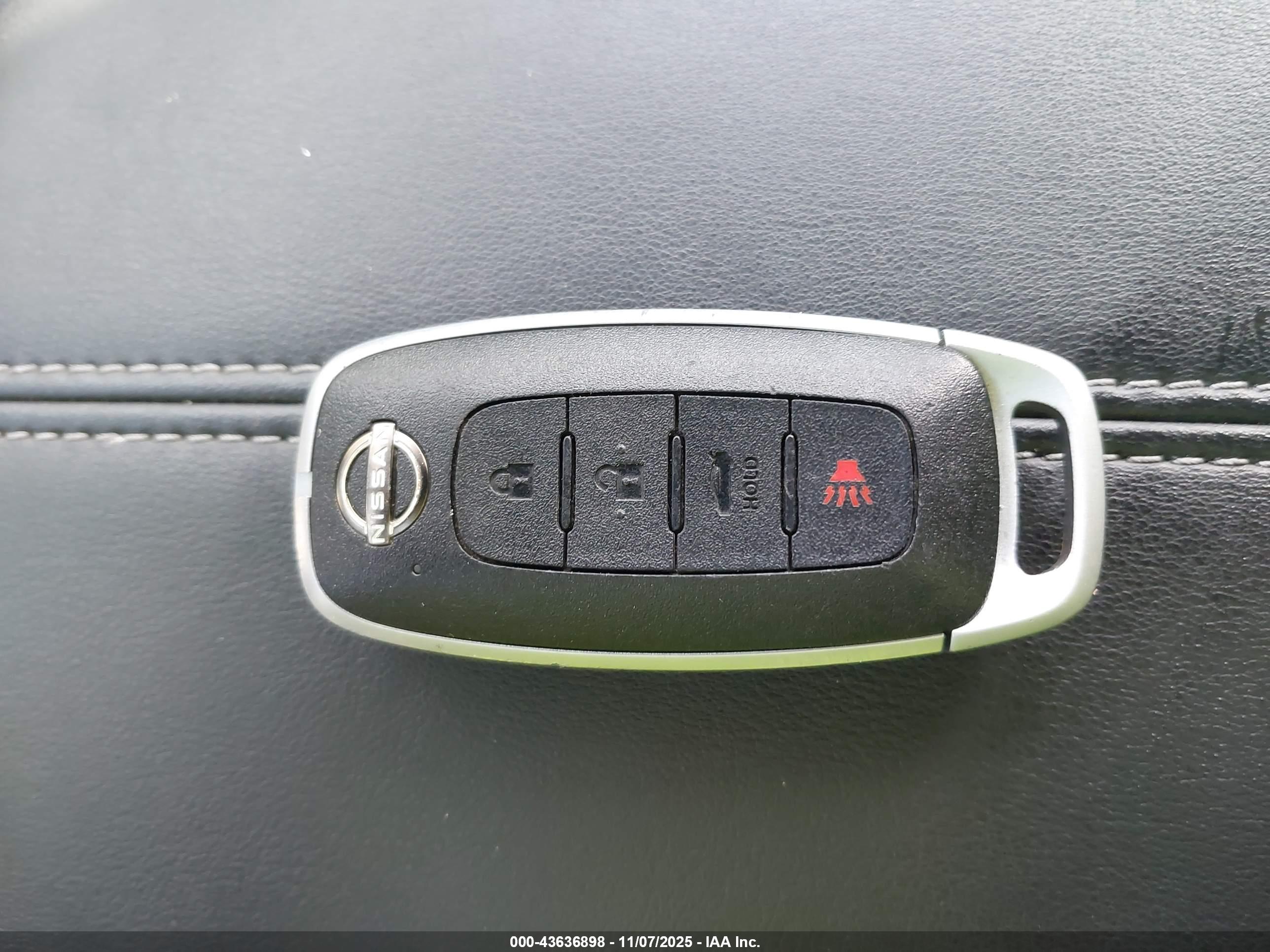 NISSAN SENTRA image 11