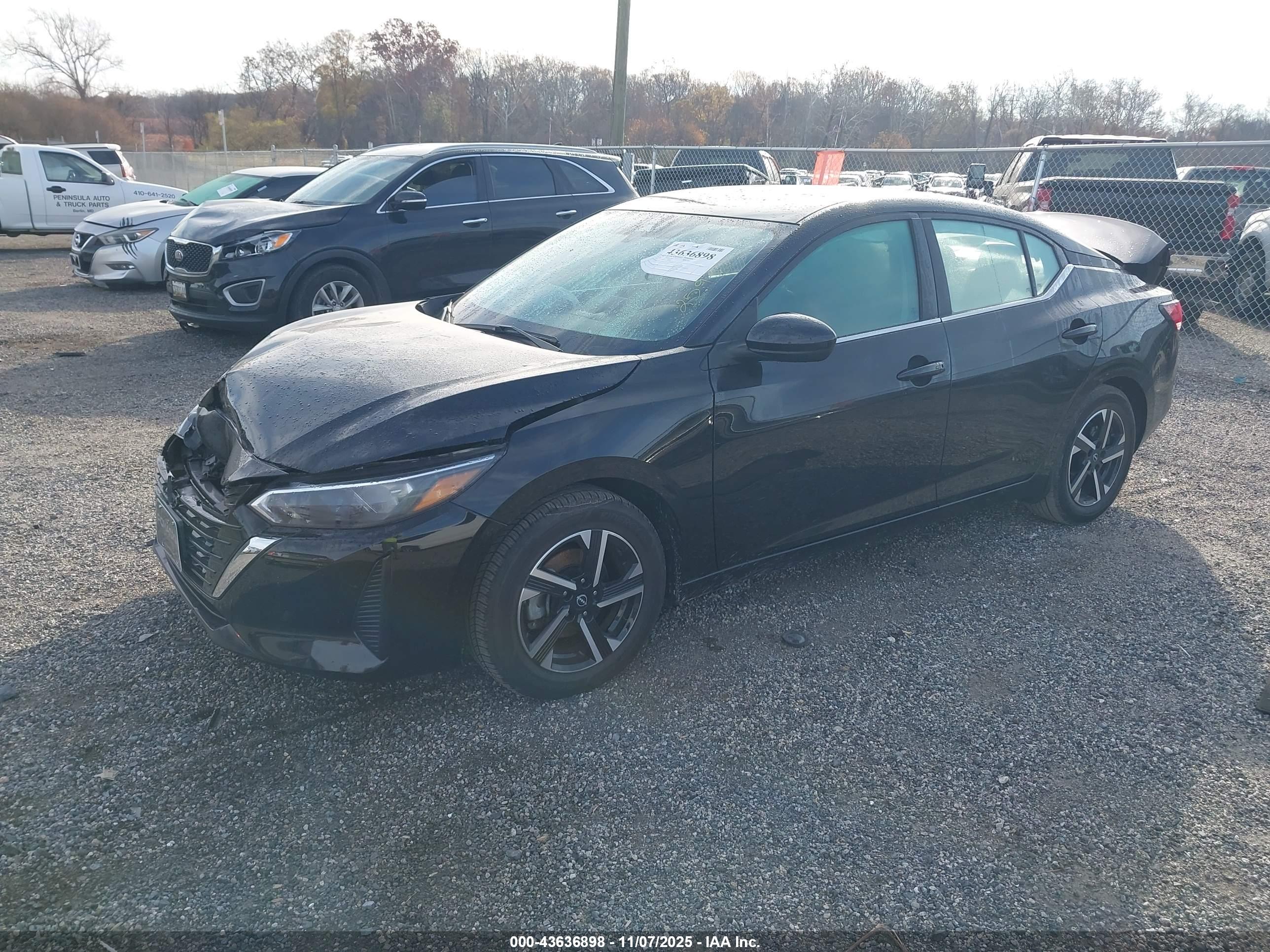 NISSAN SENTRA image 2