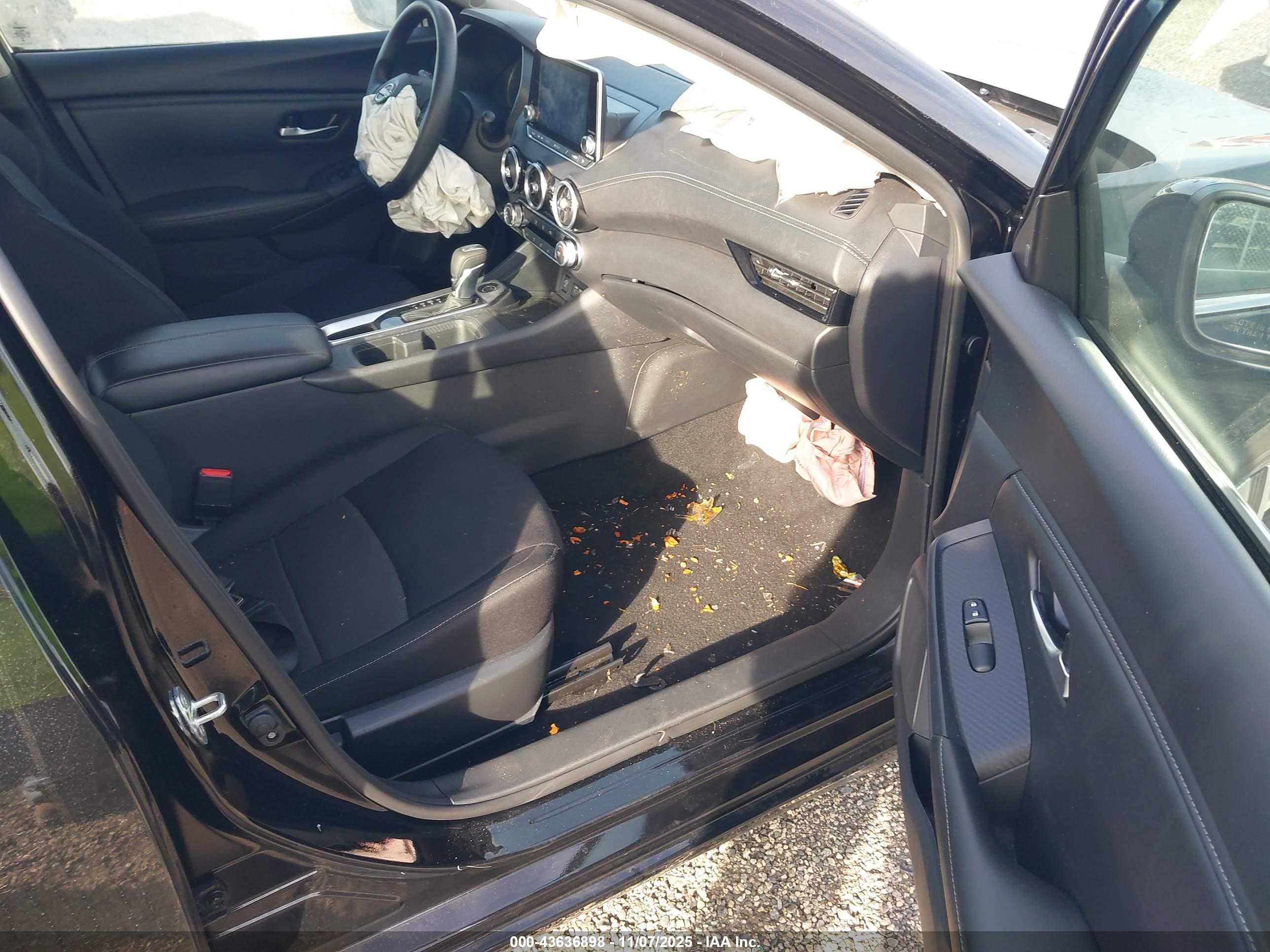 NISSAN SENTRA image 5