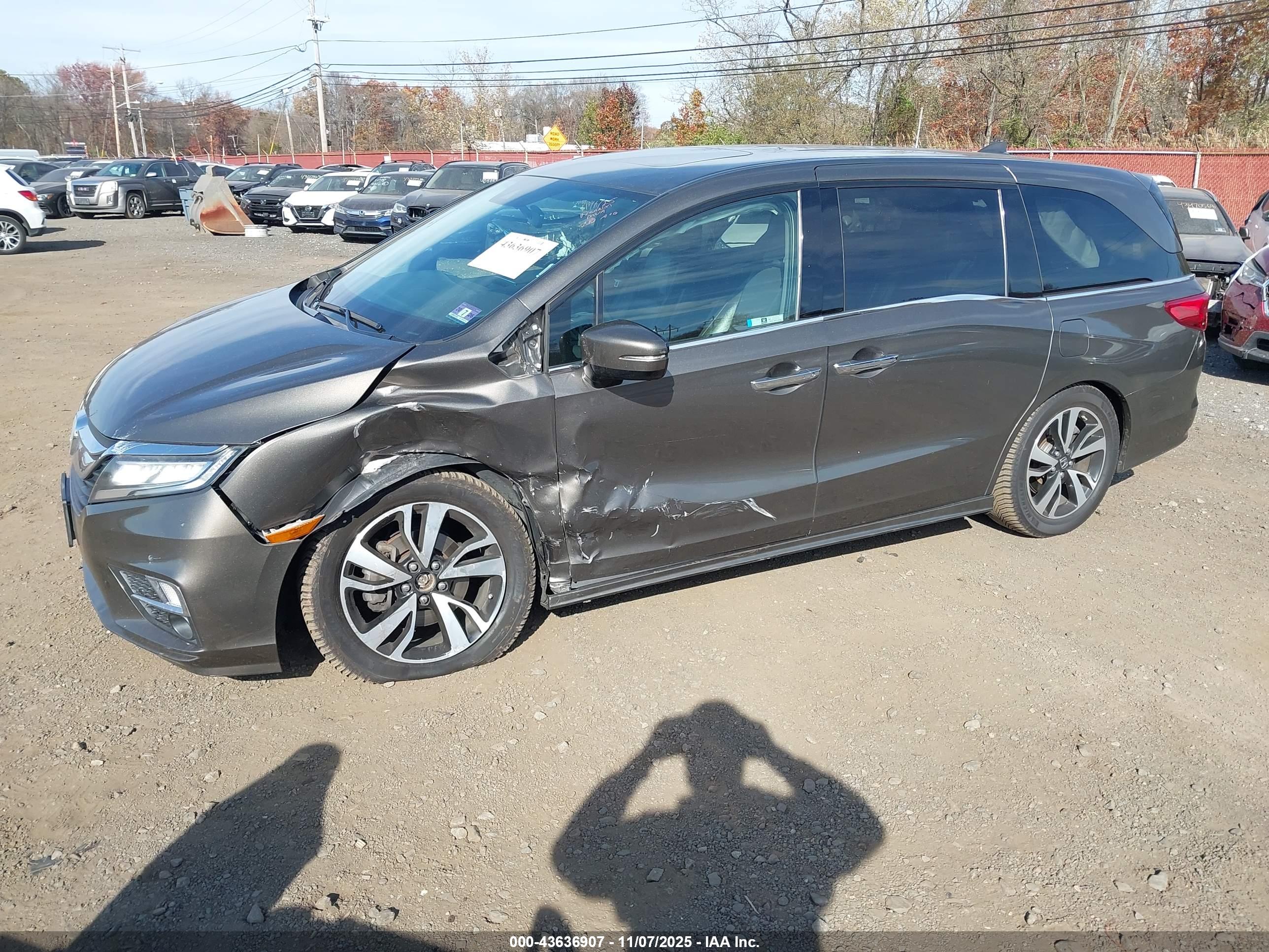 HONDA ODYSSEY image 6
