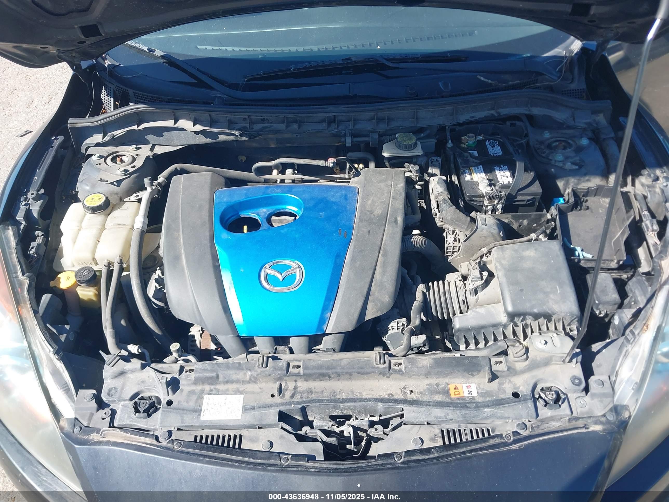 MAZDA MAZDA3 image 10