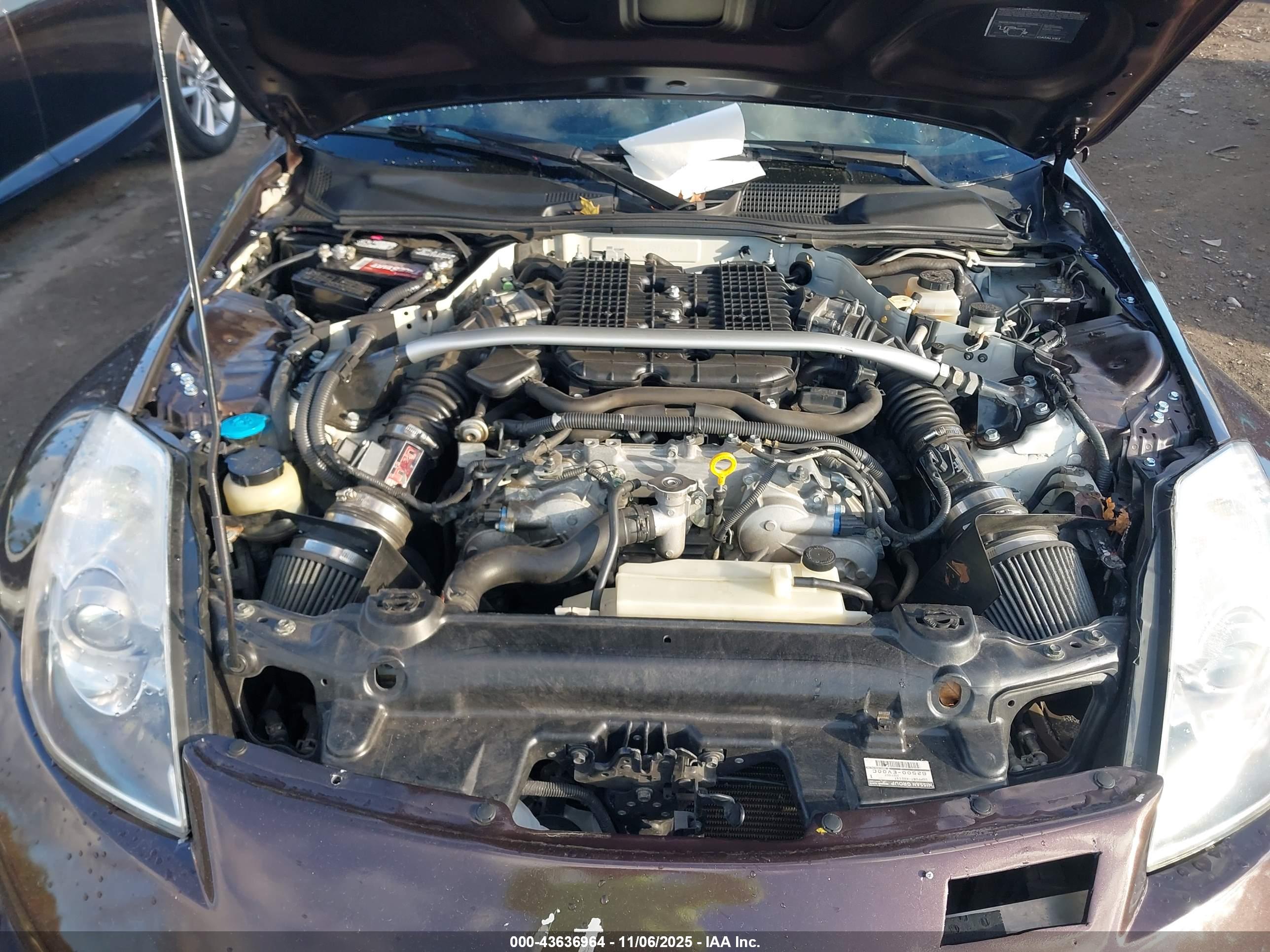 NISSAN 350Z image 10