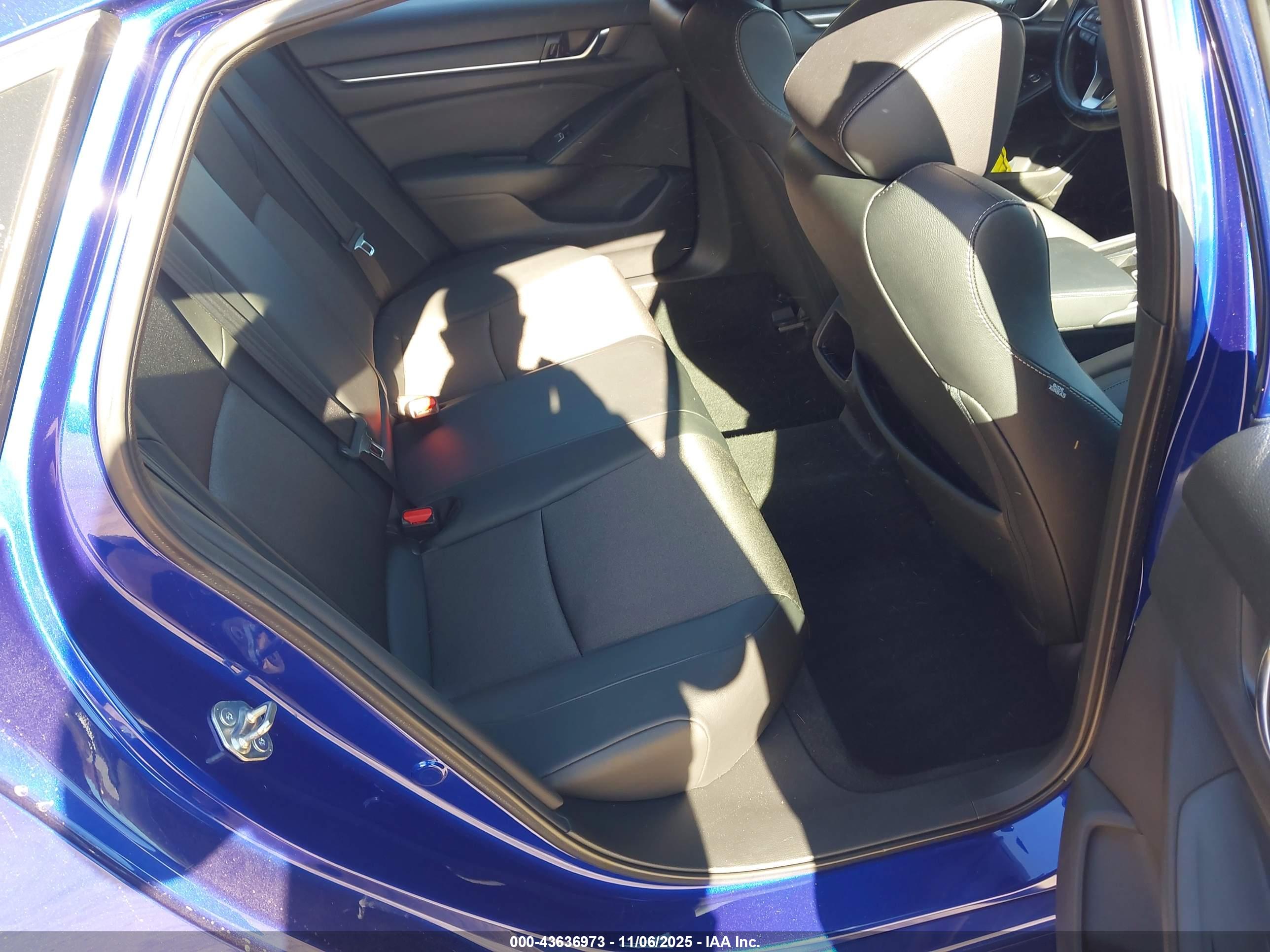 HONDA ACCORD image 8
